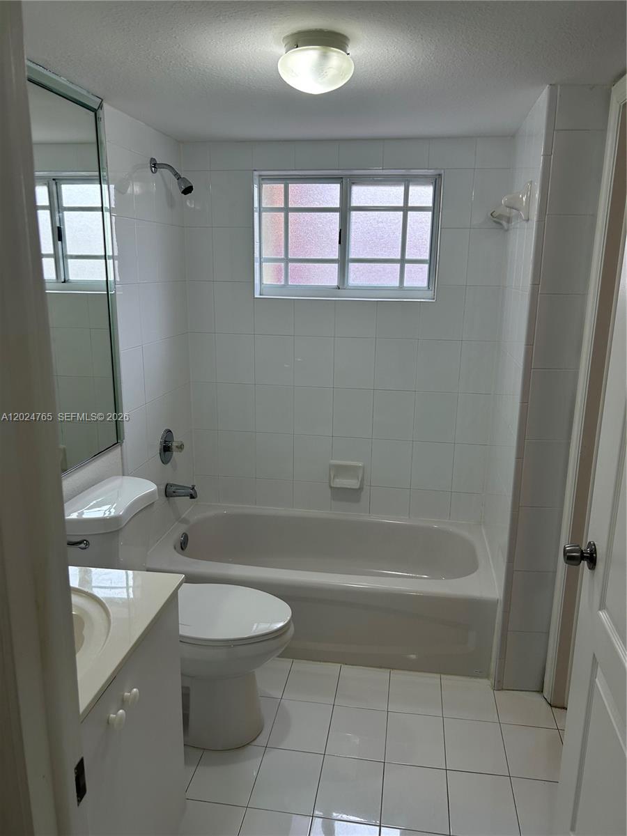 10919 W Okeechobee Rd #101, Hialeah Gardens FL 33018