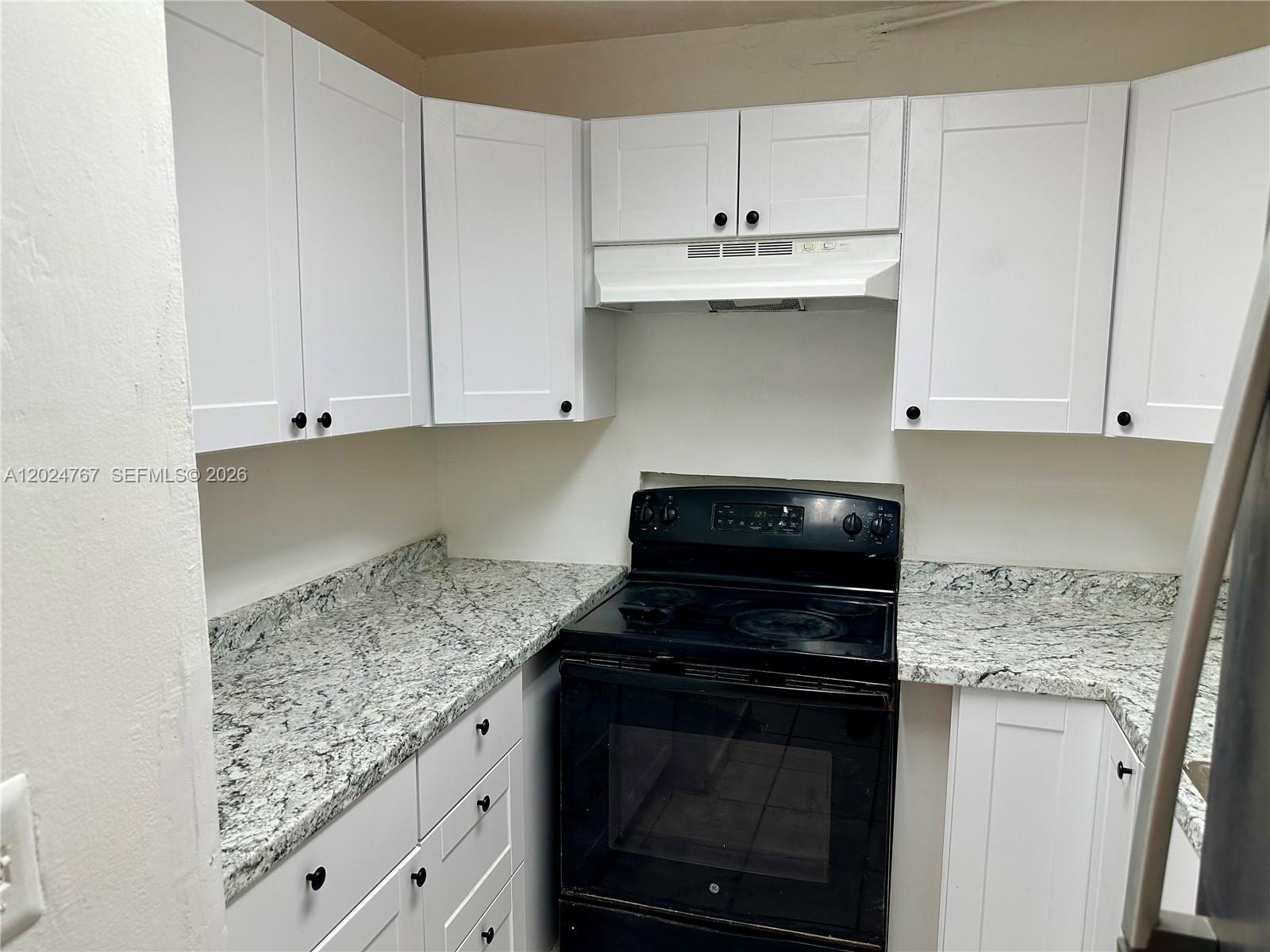 6820 W Flagler St #105, Miami FL 33144