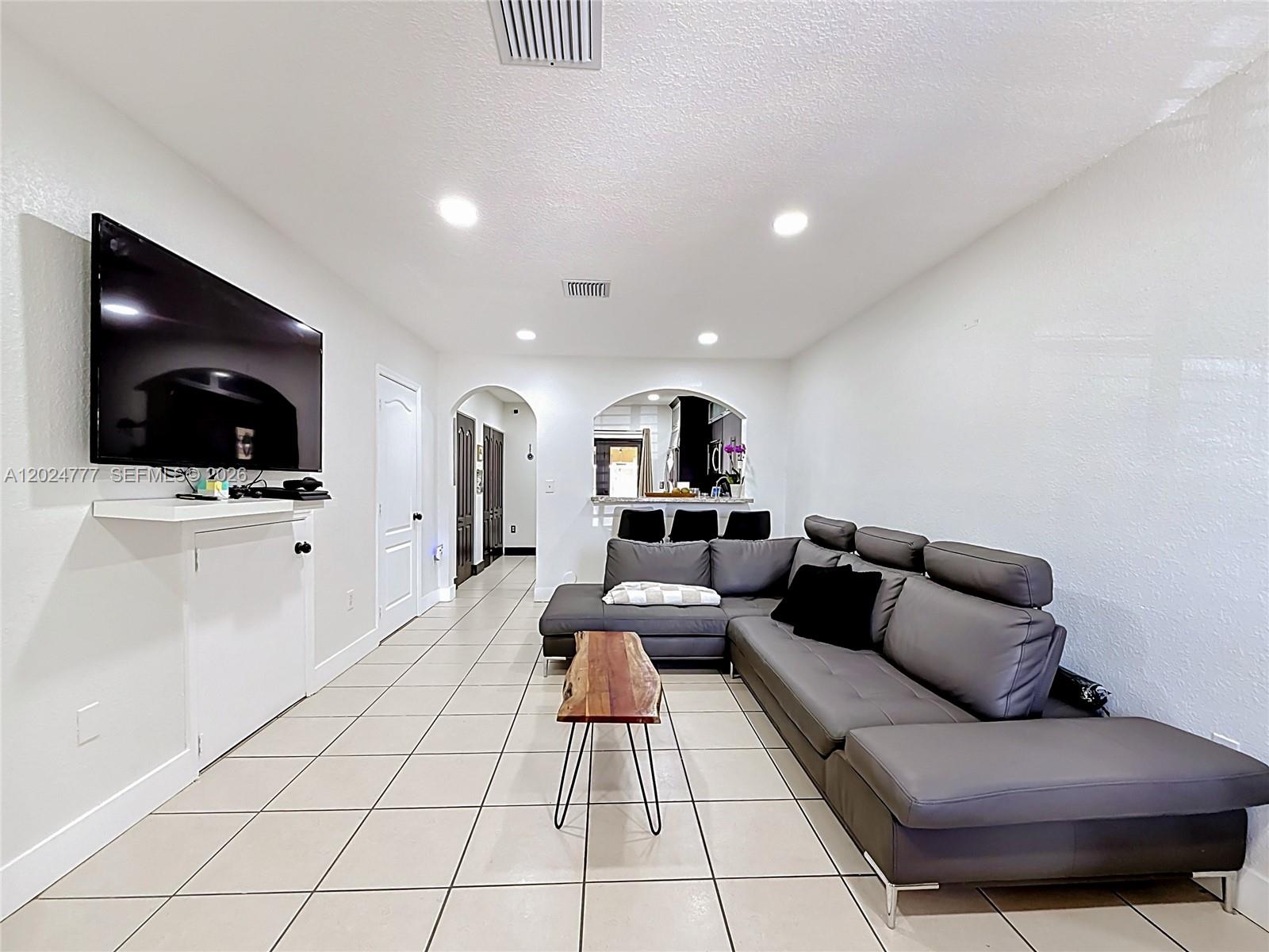 7699 W 36th Ave #1, Hialeah FL 33018