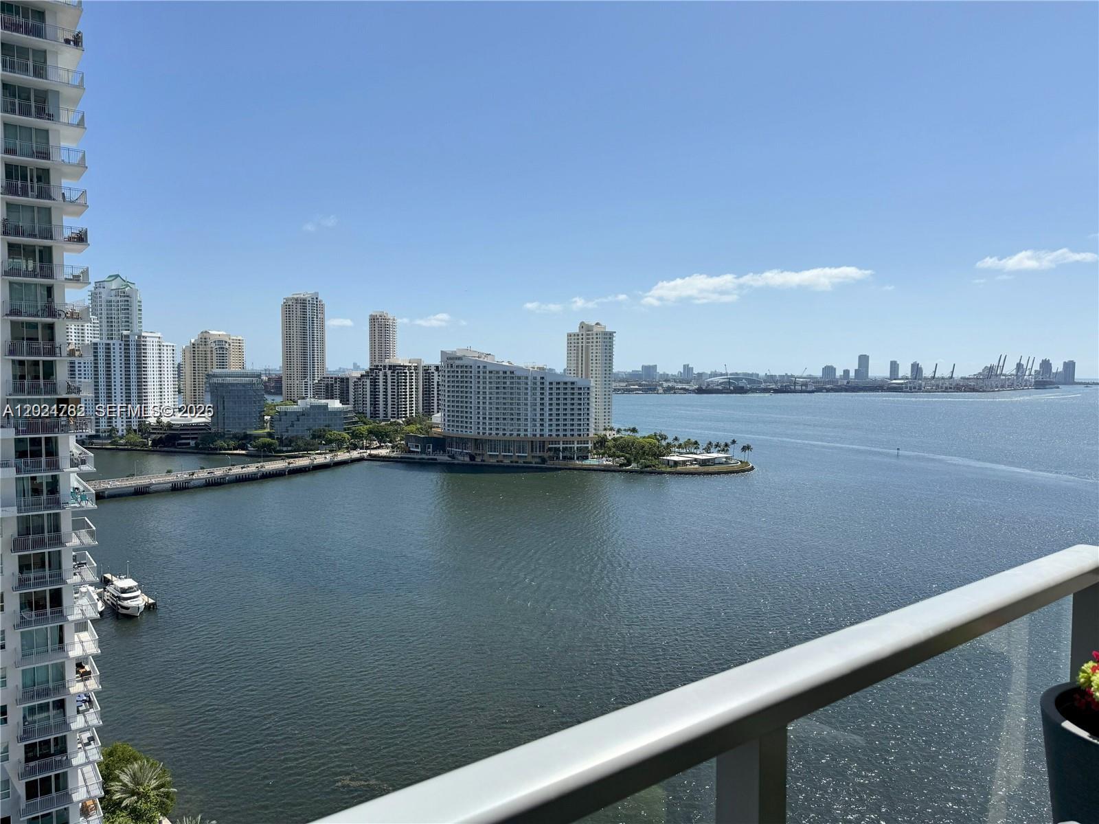 1155 Brickell Bay Dr #2108, Miami FL 33131
