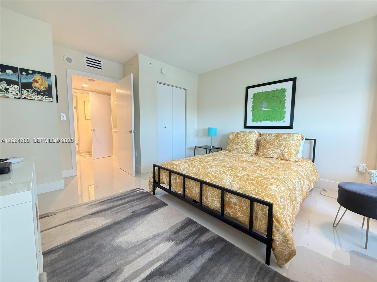 1155 Brickell Bay Dr #2108, Miami FL 33131