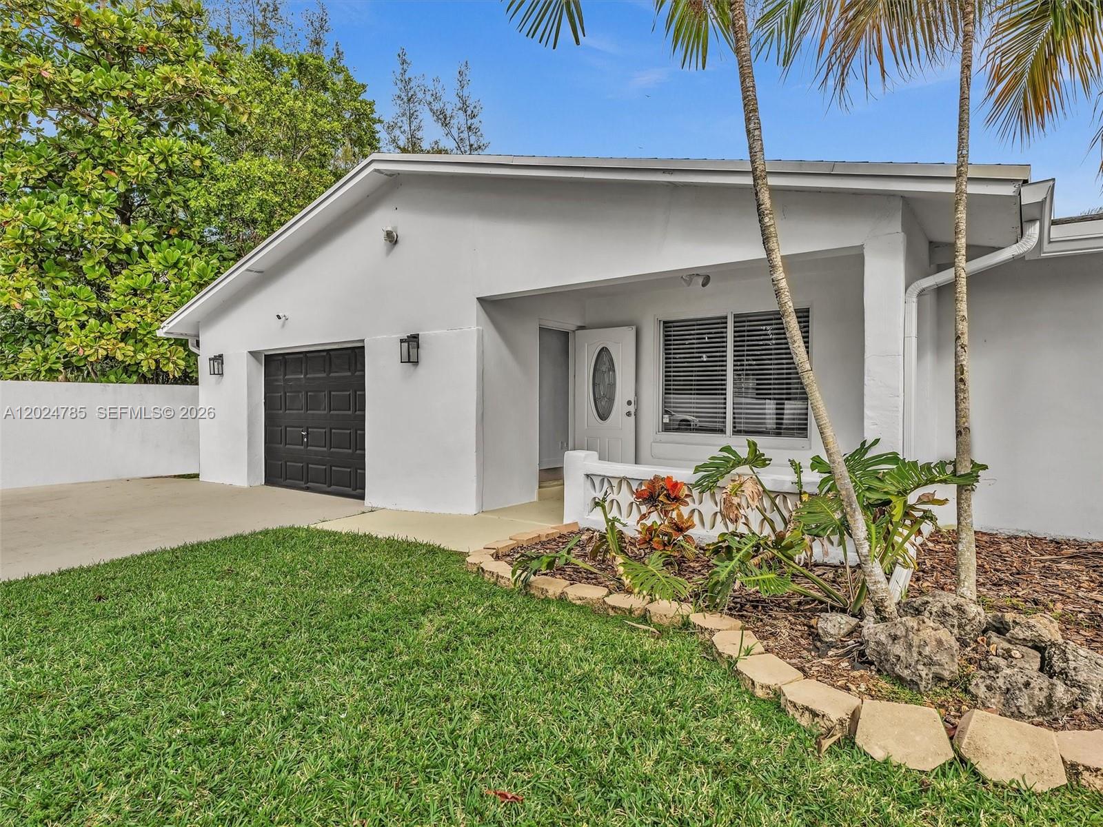 4500 SW 42nd Ter, Dania Beach FL 33314