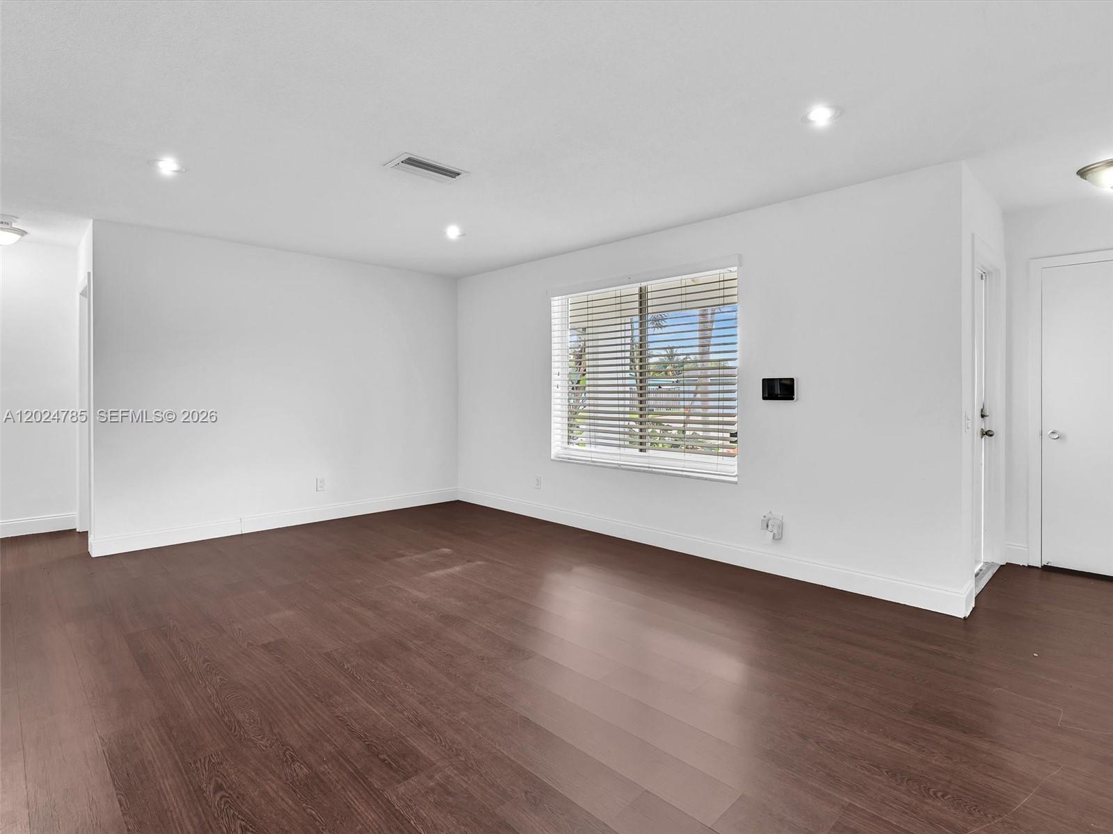 4500 SW 42nd Ter, Dania Beach FL 33314