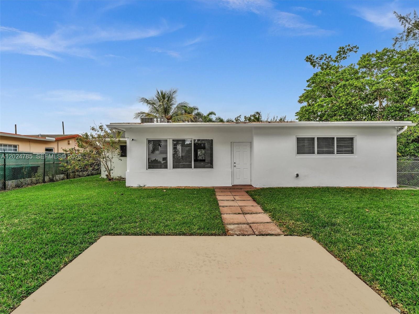 4500 SW 42nd Ter, Dania Beach FL 33314