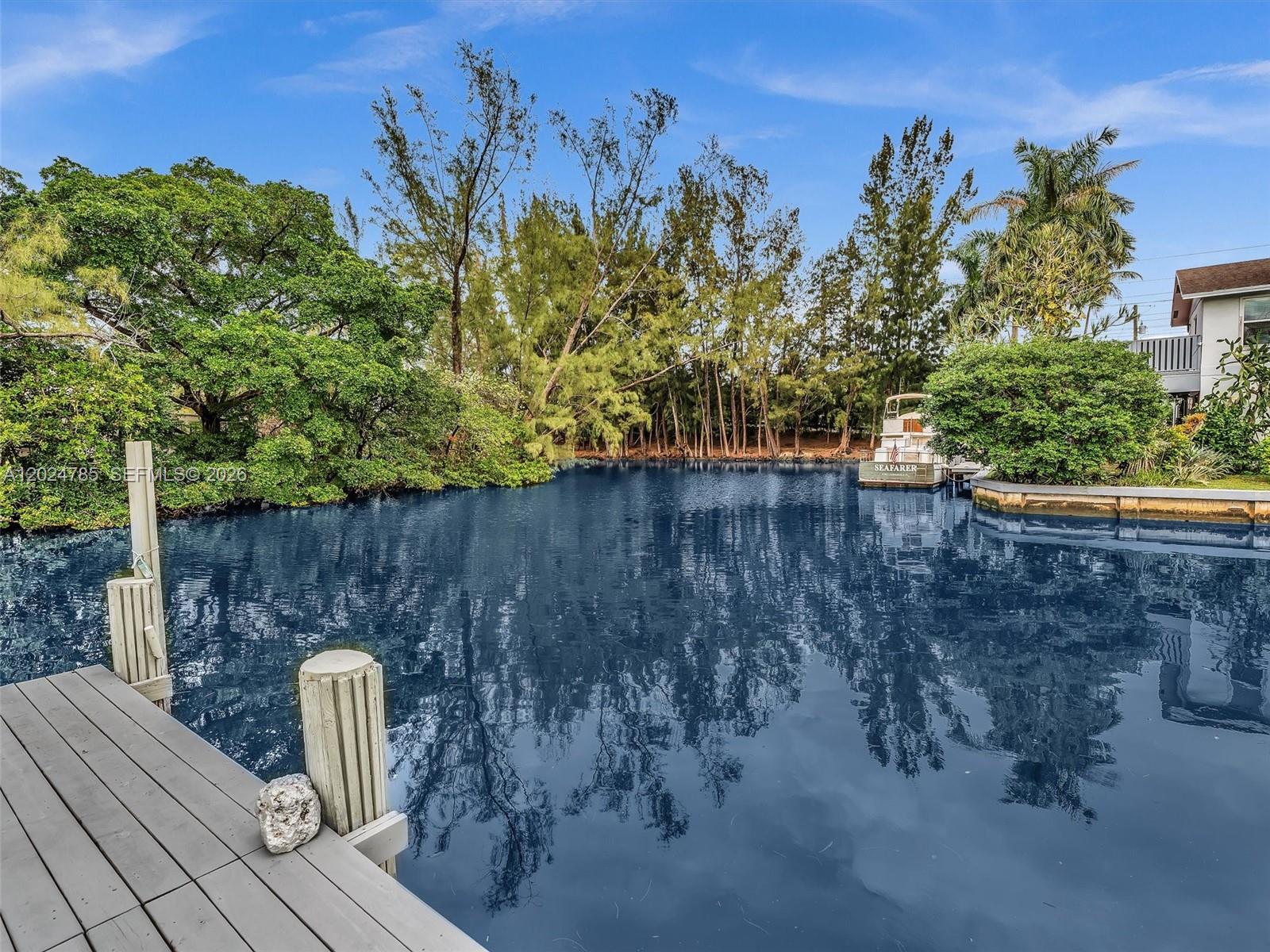 4500 SW 42nd Ter, Dania Beach FL 33314