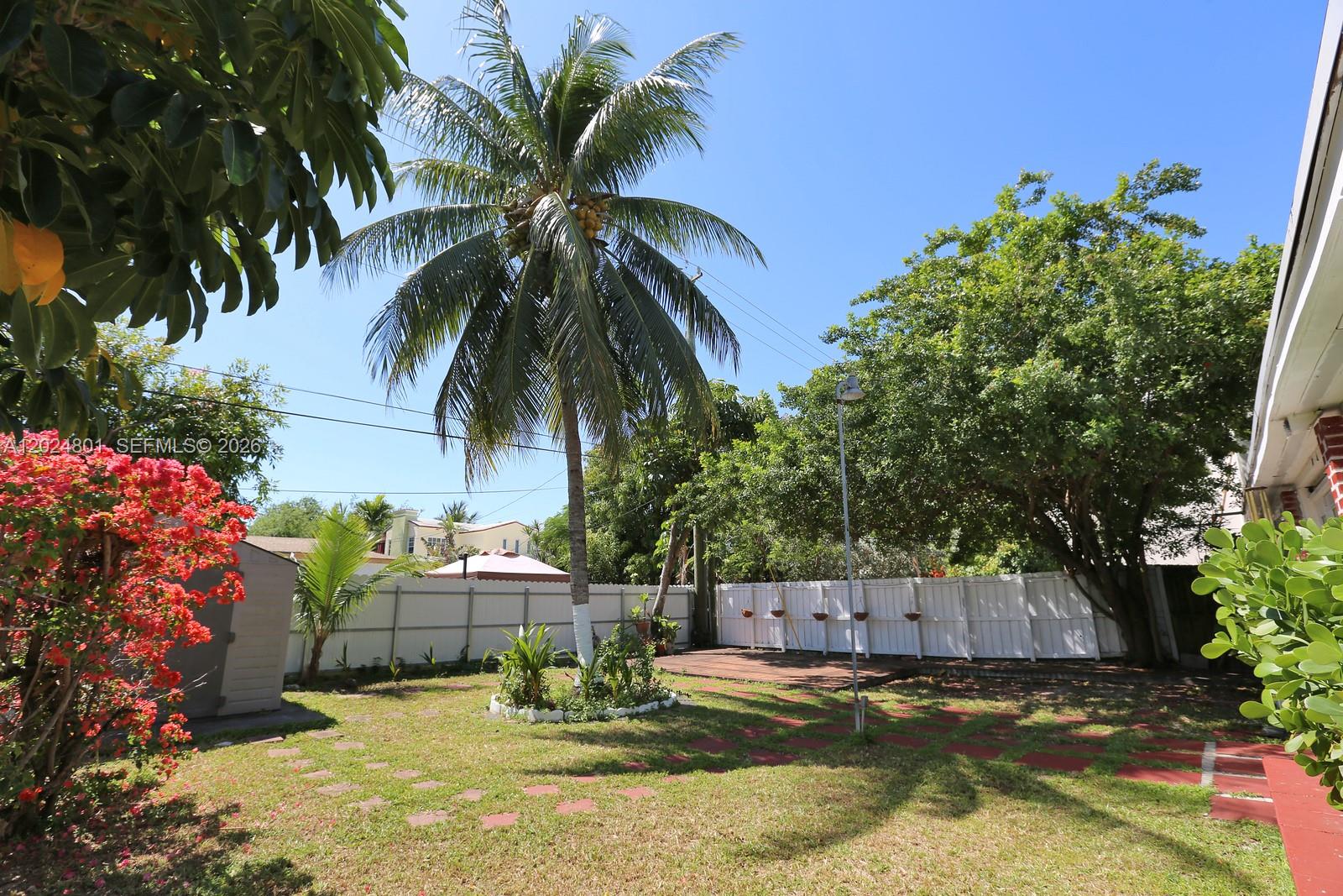 1380 71st St #1380, Miami Beach FL 33141
