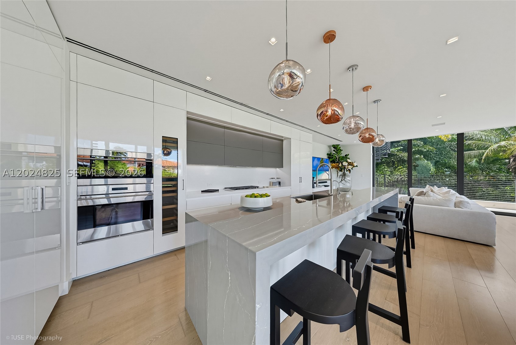 420 N Hibiscus Dr, Miami Beach FL 33139