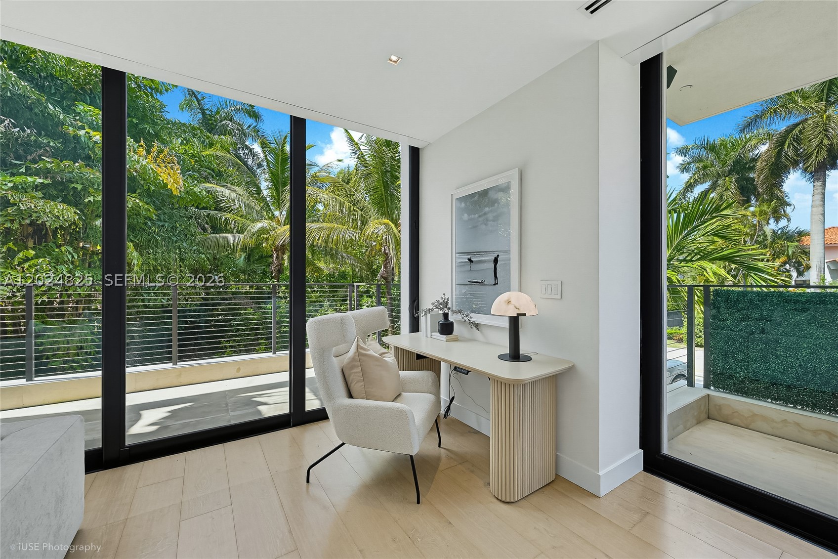 420 N Hibiscus Dr, Miami Beach FL 33139