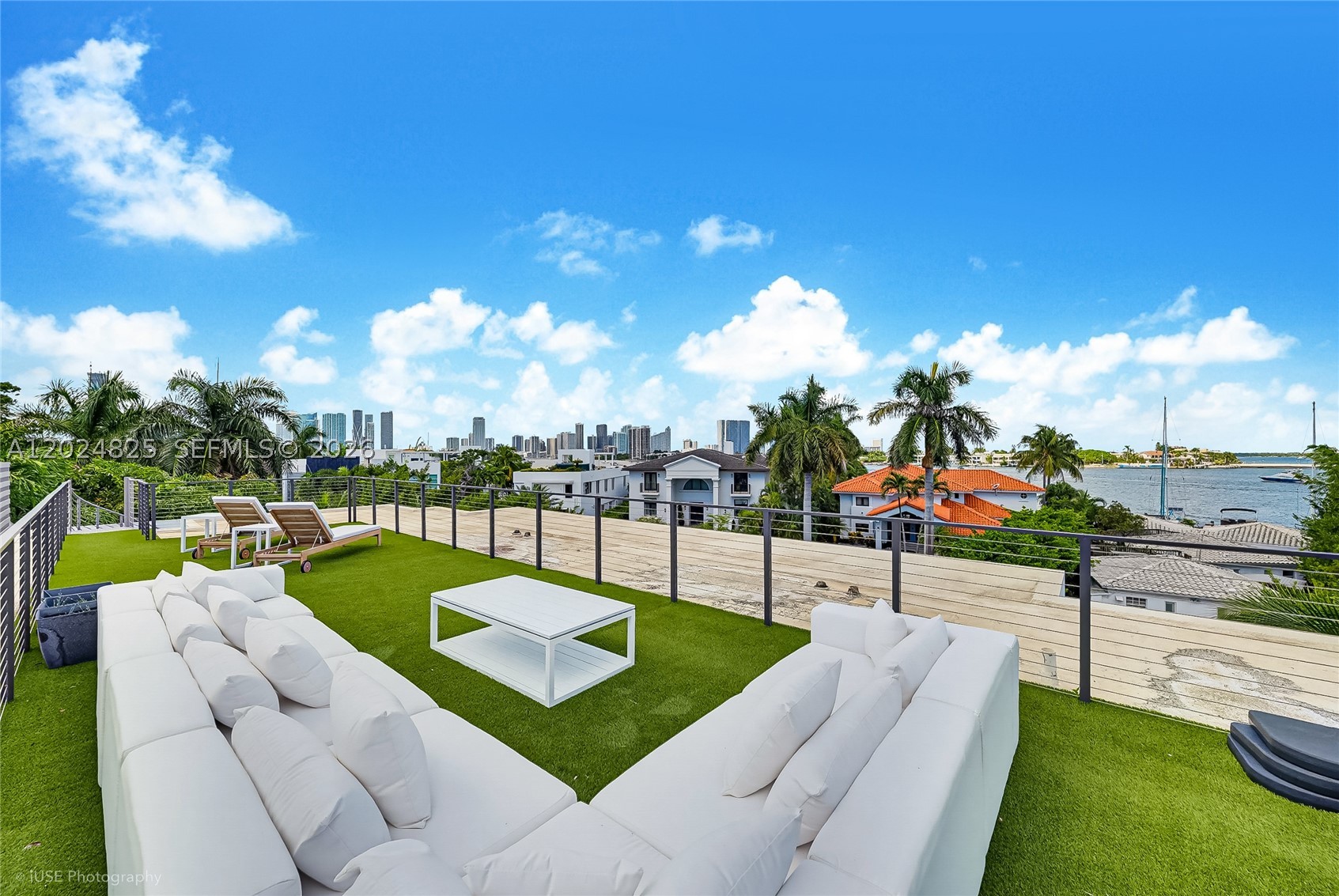 420 N Hibiscus Dr, Miami Beach FL 33139