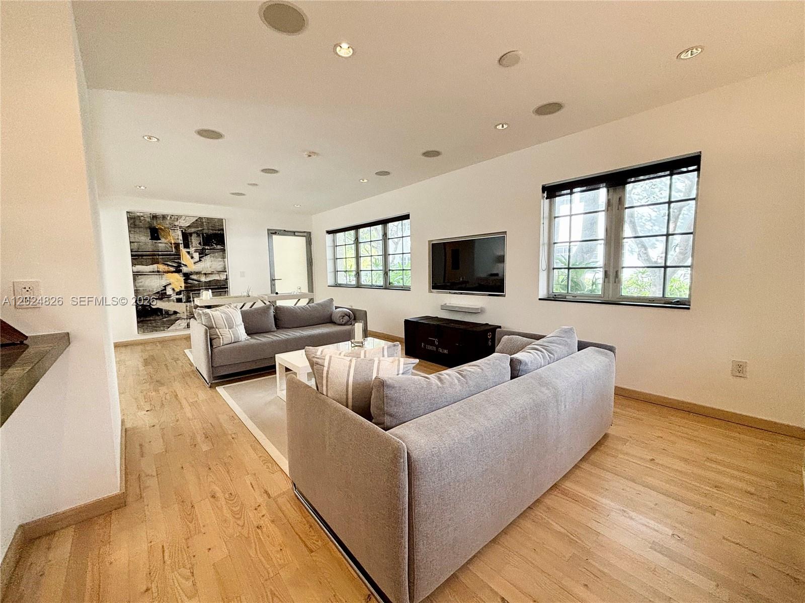 1520 Michigan Ave #1, Miami Beach FL 33139