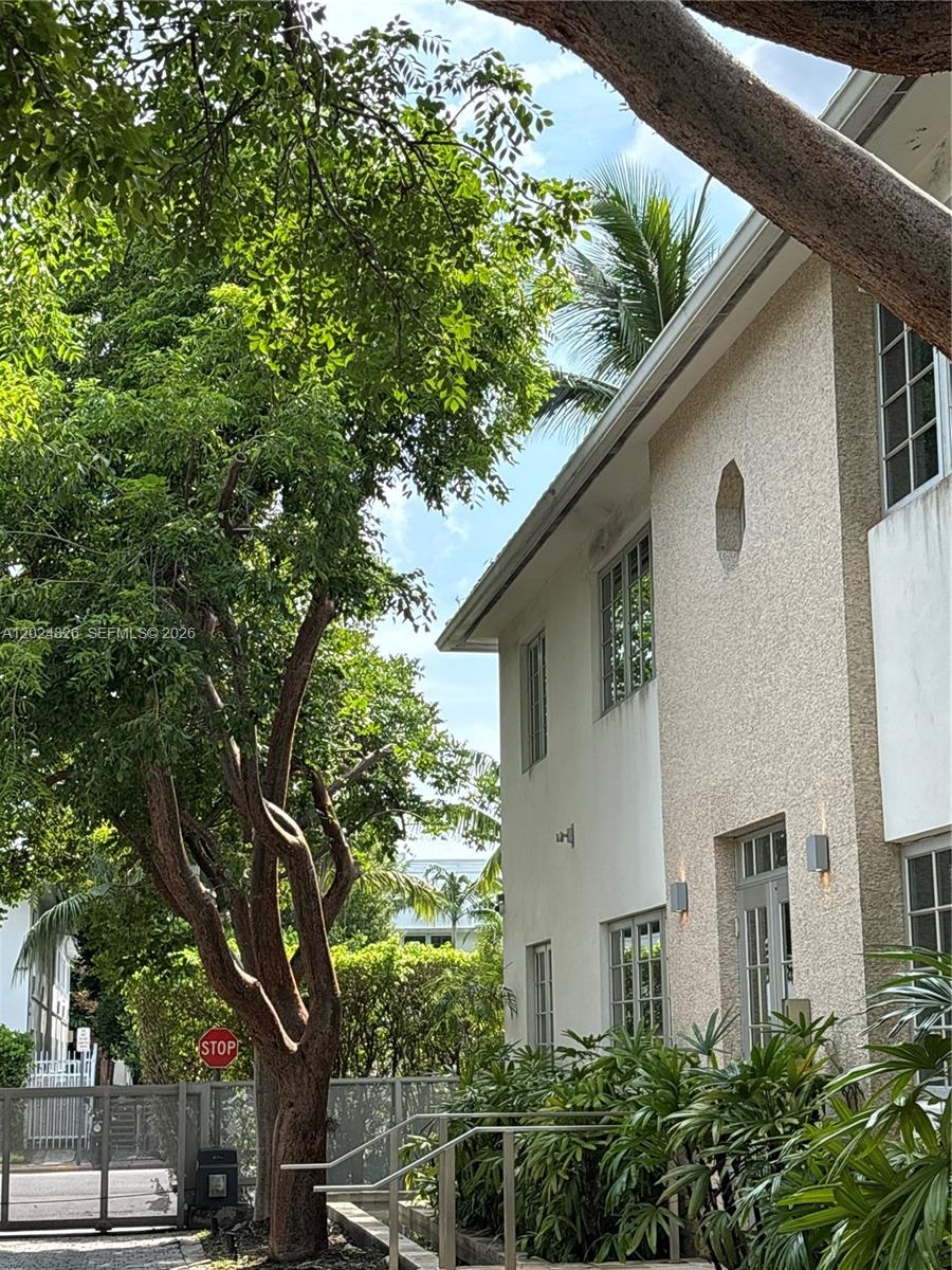 1520 Michigan Ave #1, Miami Beach FL 33139