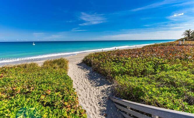 420 Celestial Way #101, Juno Beach FL 33408