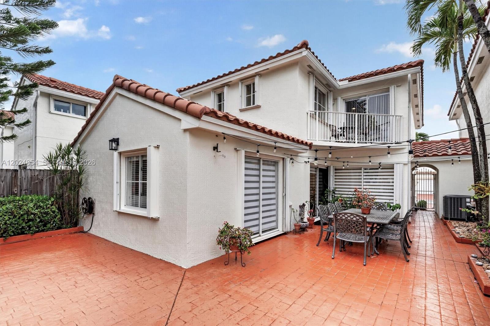 14930 SW 104th St #27, Miami FL 33196