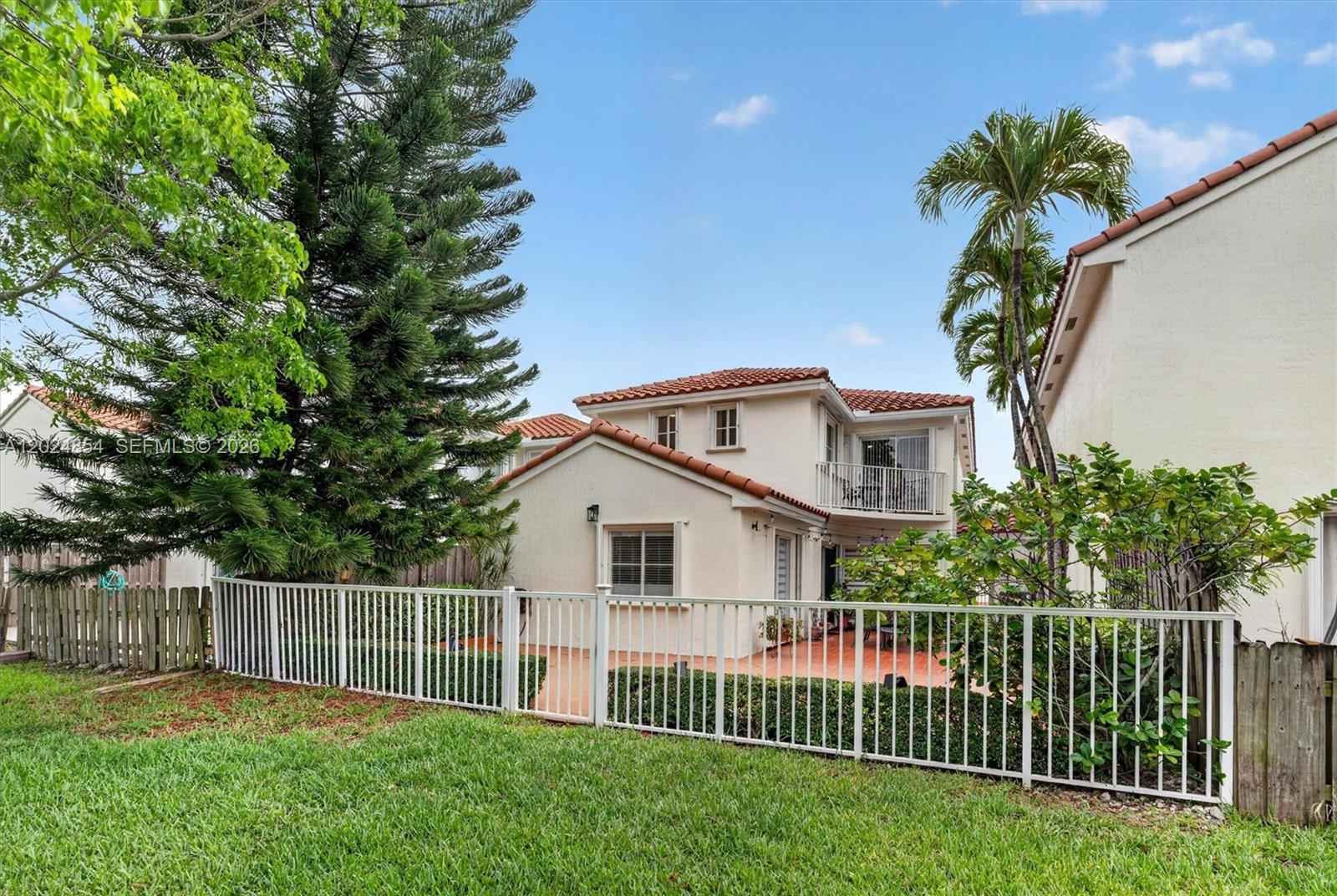 14930 SW 104th St #27, Miami FL 33196