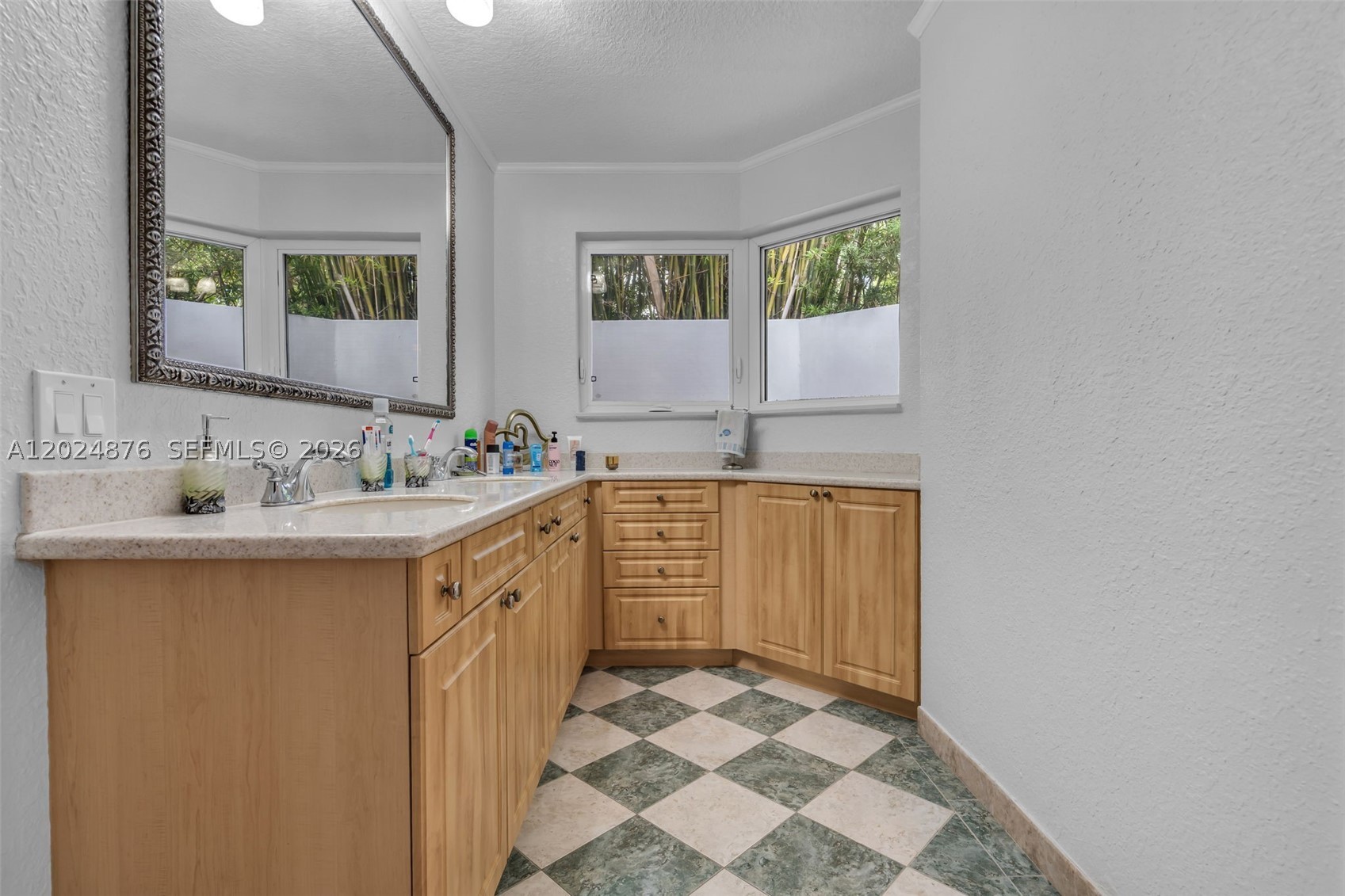 1261 NE 82nd St, Miami FL 33138