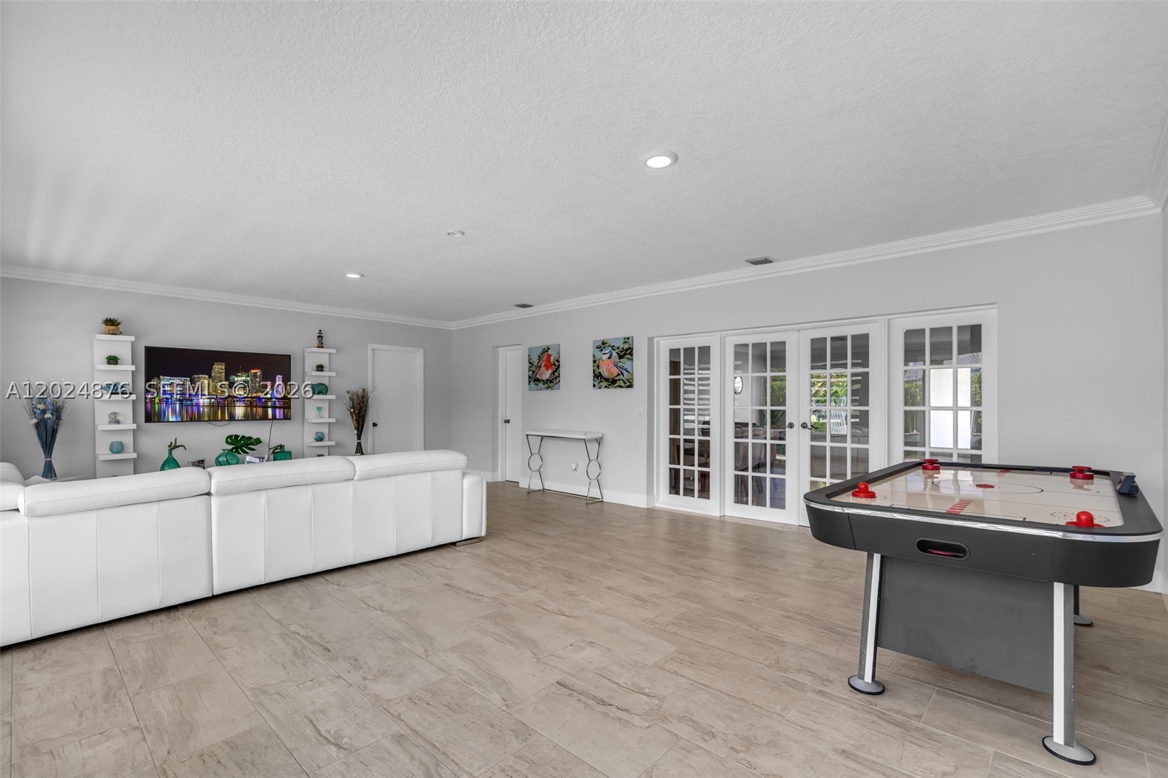 1261 NE 82nd St, Miami FL 33138