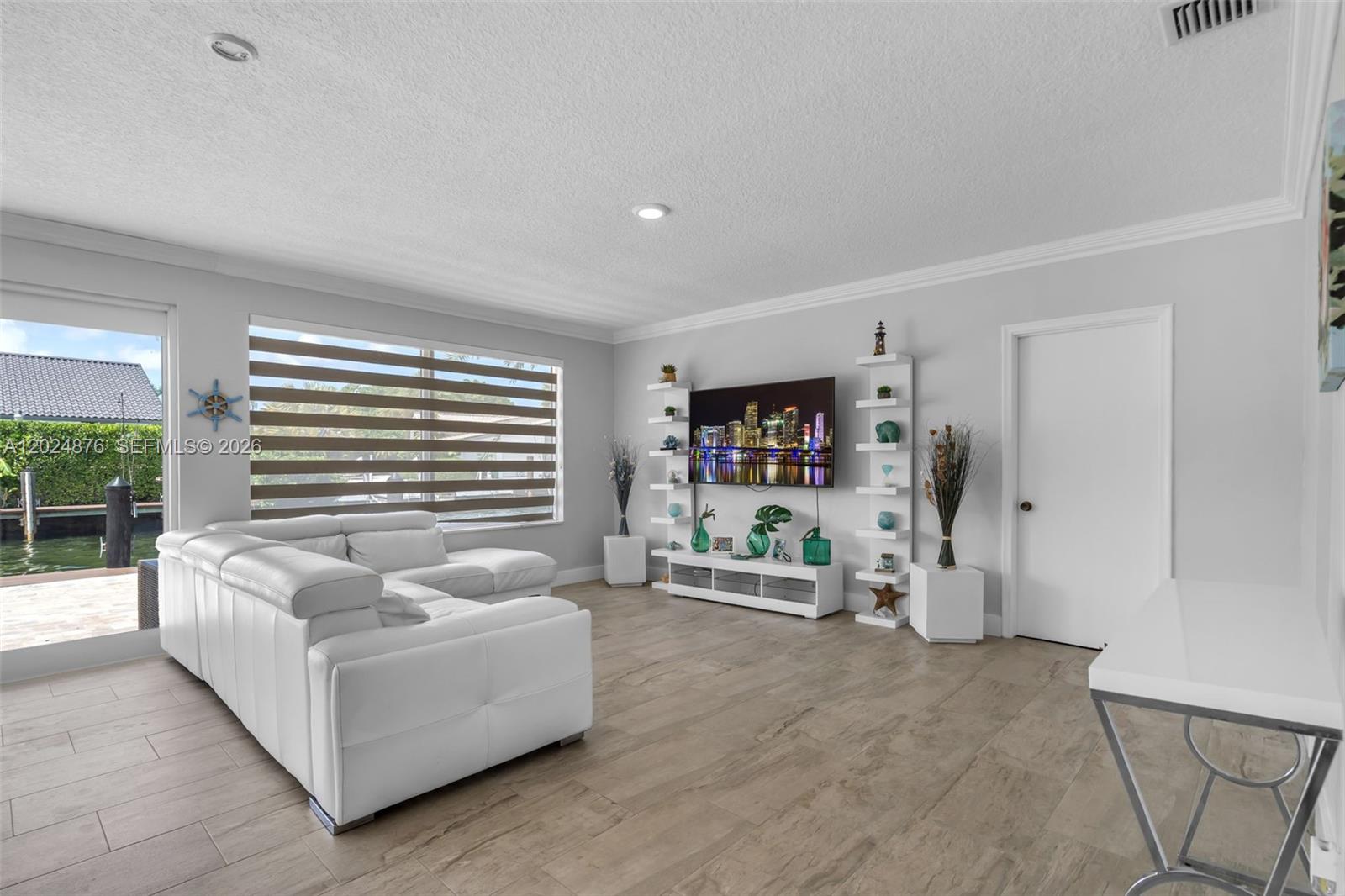 1261 NE 82nd St, Miami FL 33138