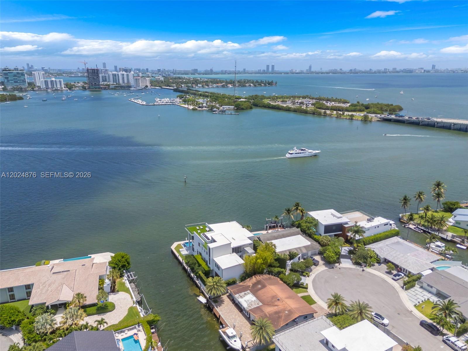 1261 NE 82nd St, Miami FL 33138