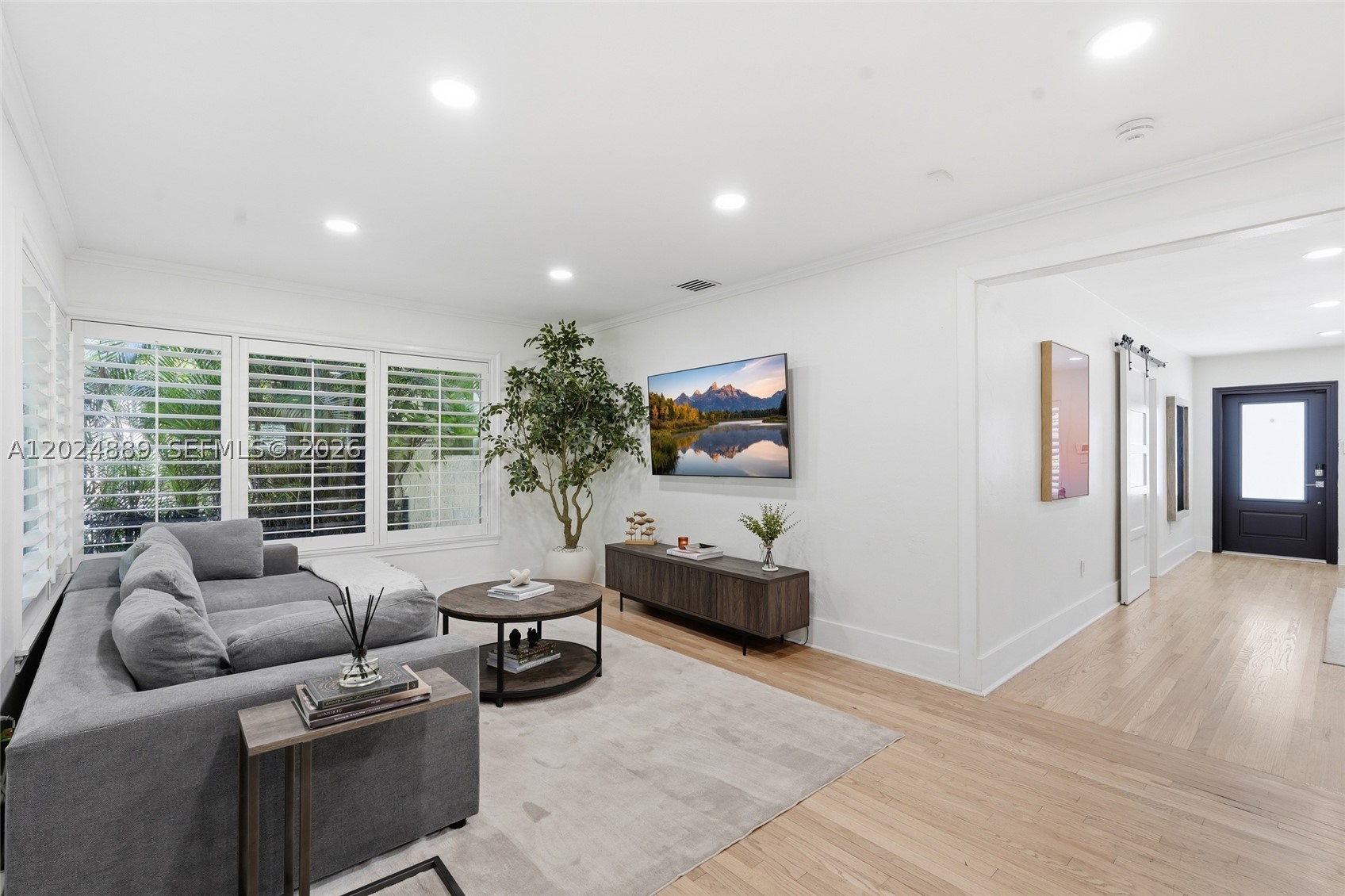1505 Robbia Ave, Coral Gables FL 33146