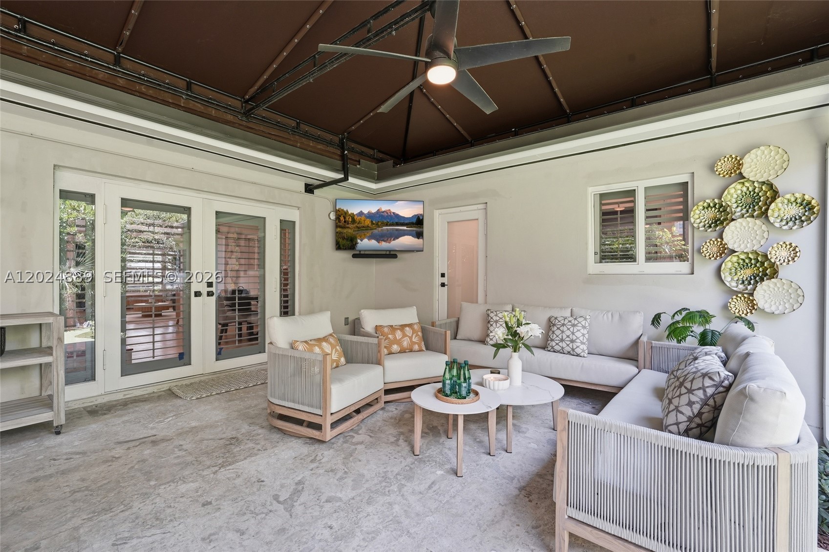 1505 Robbia Ave, Coral Gables FL 33146