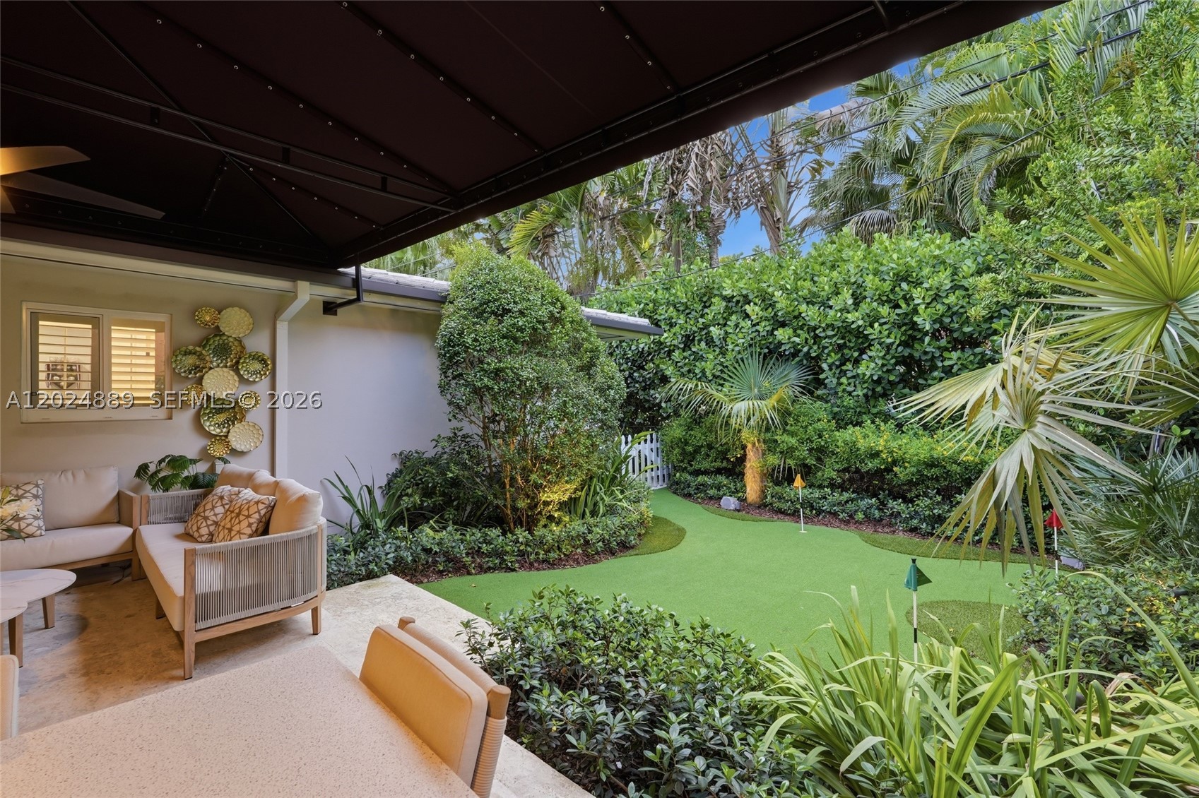1505 Robbia Ave, Coral Gables FL 33146