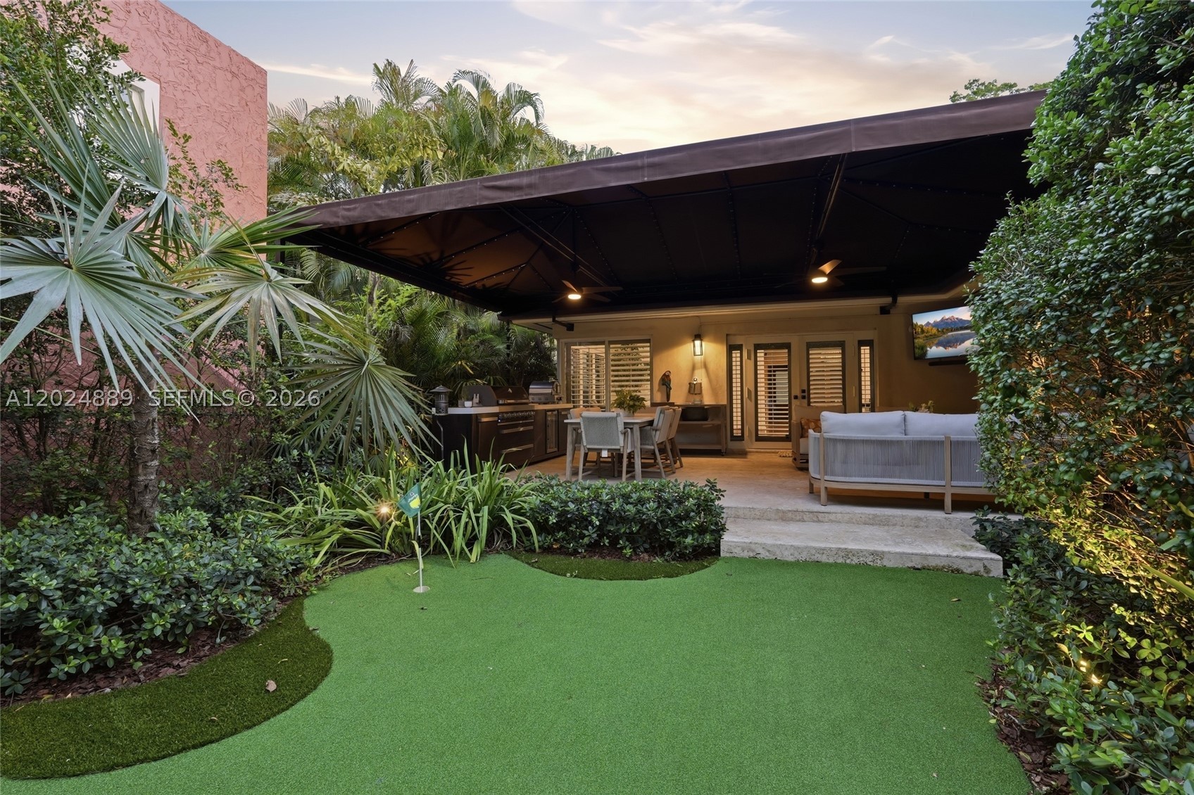 1505 Robbia Ave, Coral Gables FL 33146