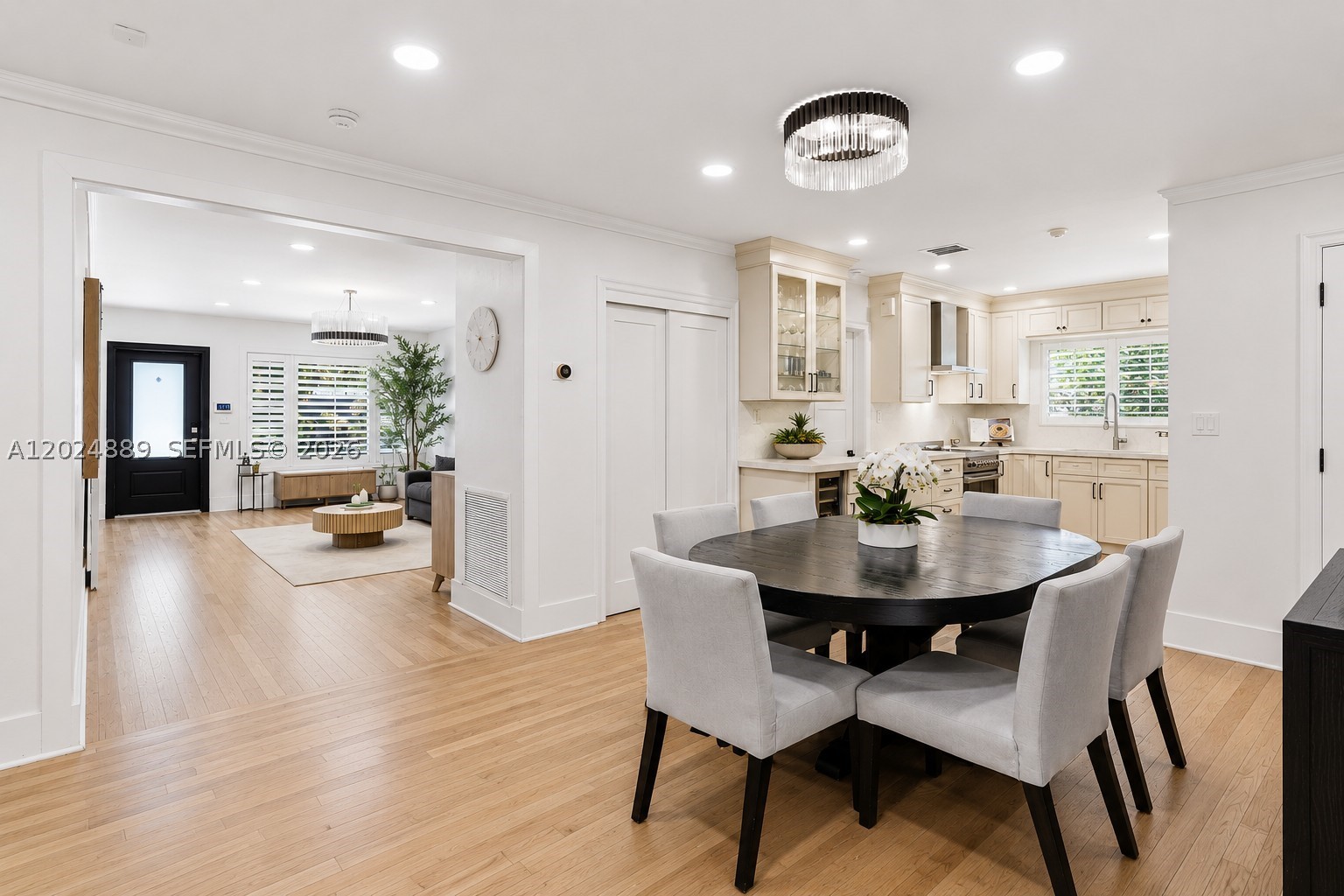 1505 Robbia Ave, Coral Gables FL 33146
