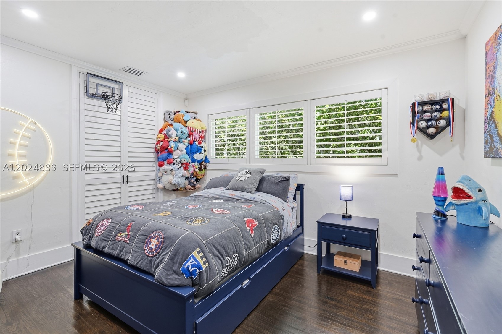 1505 Robbia Ave, Coral Gables FL 33146
