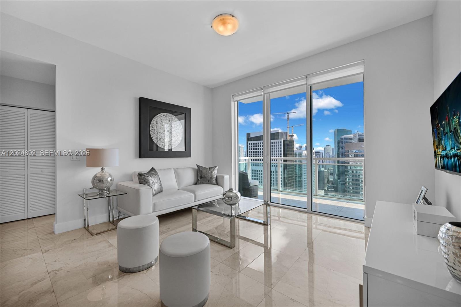 950 Brickell Bay Dr #4204, Miami FL 33131