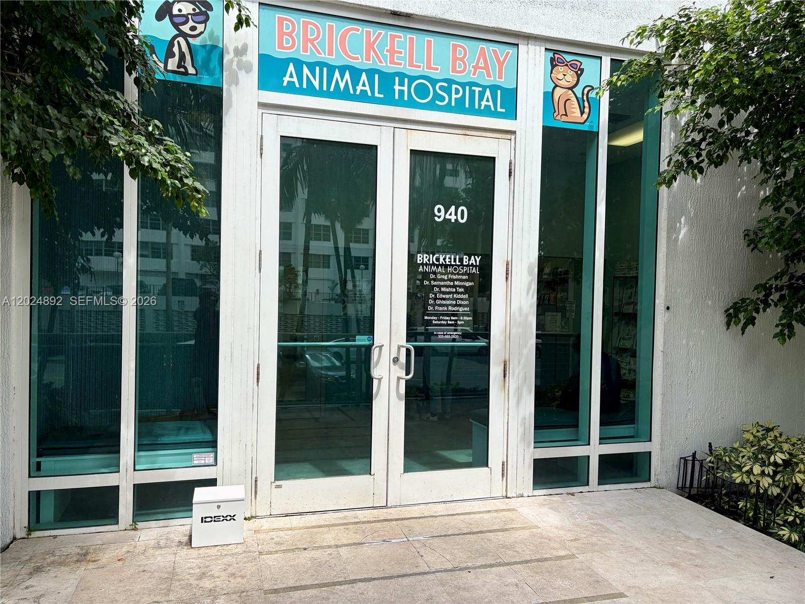 950 Brickell Bay Dr #4204, Miami FL 33131