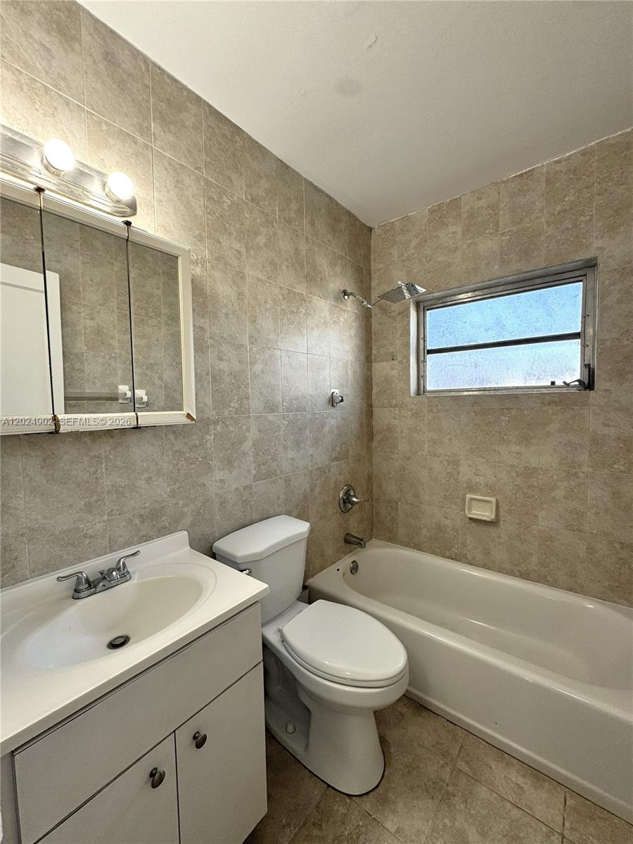 5353 SW 6th St #-, Miami FL 33134