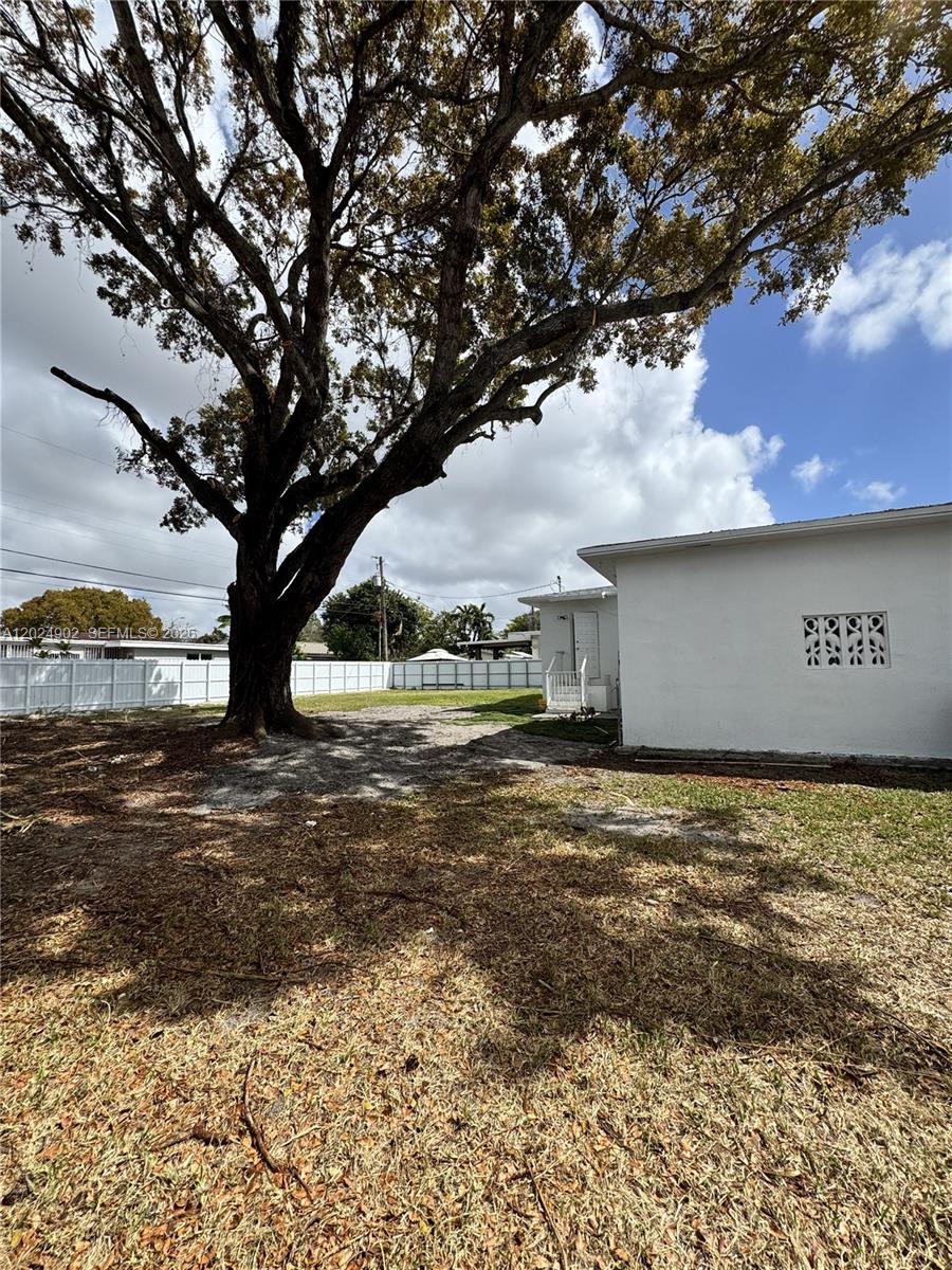 5353 SW 6th St #-, Miami FL 33134