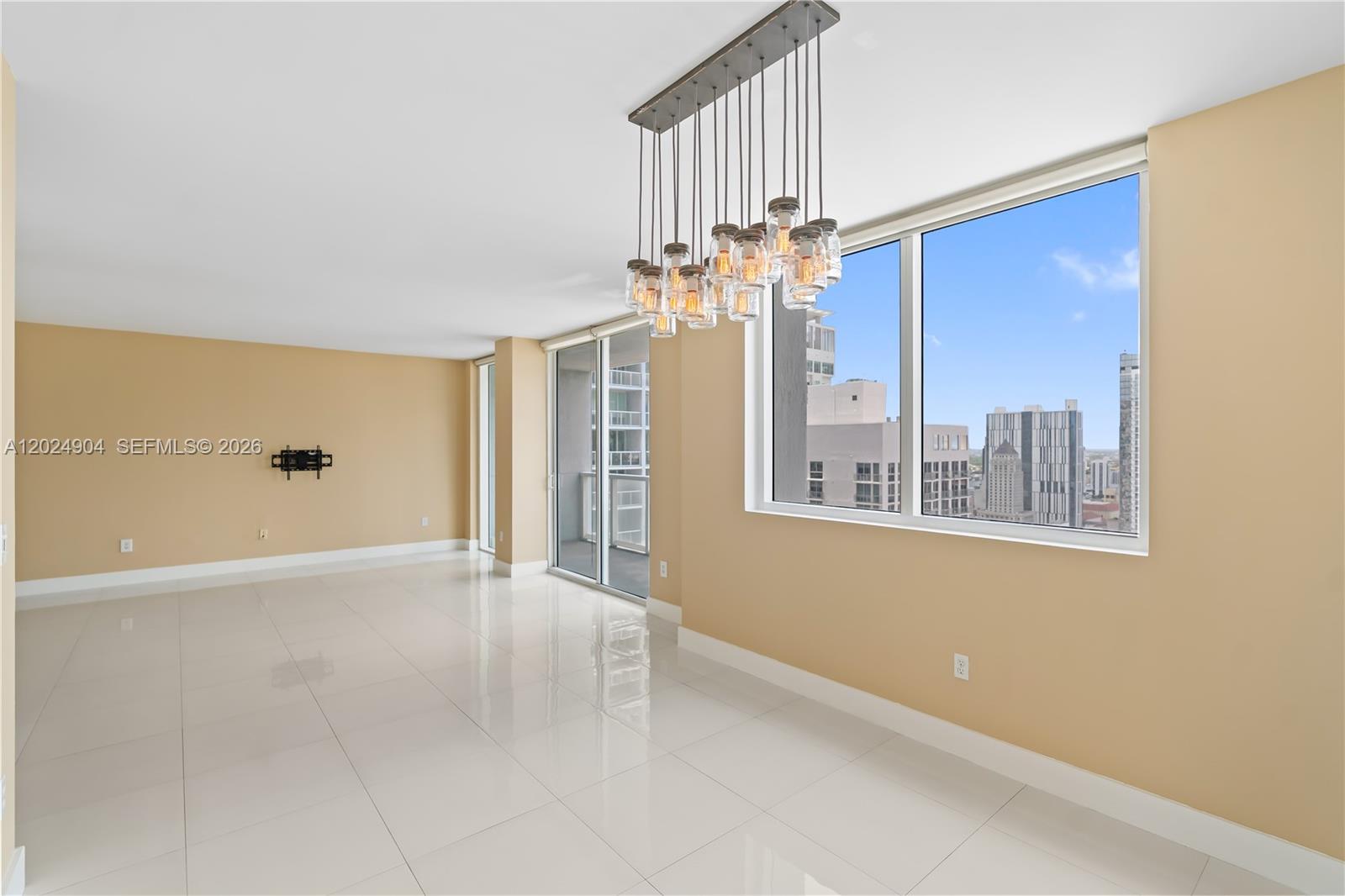 244 Biscayne Blvd #3108, Miami FL 33132