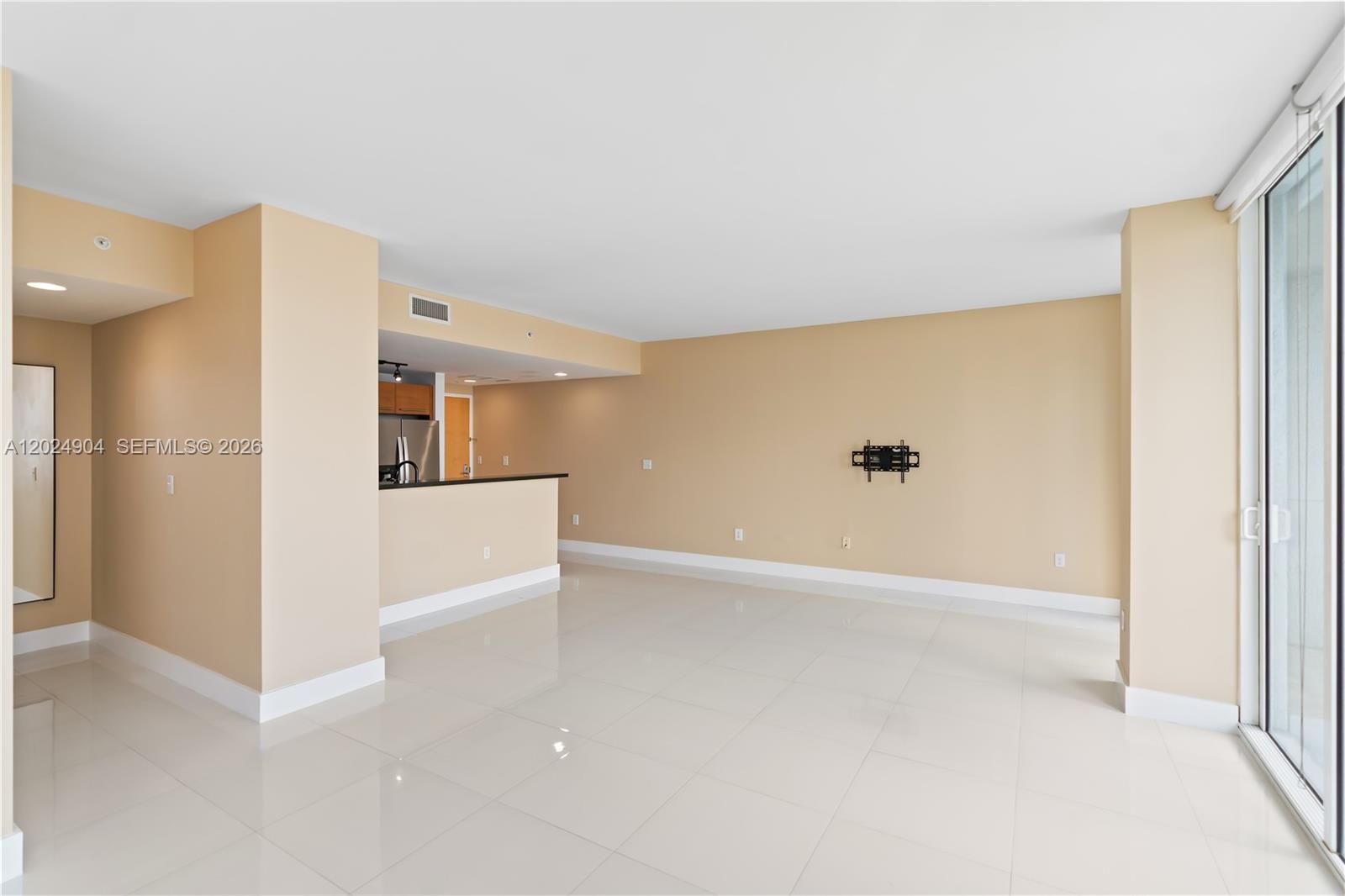 244 Biscayne Blvd #3108, Miami FL 33132