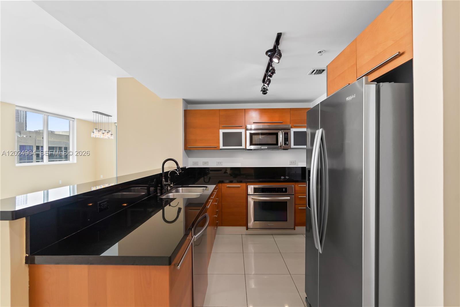 244 Biscayne Blvd #3108, Miami FL 33132