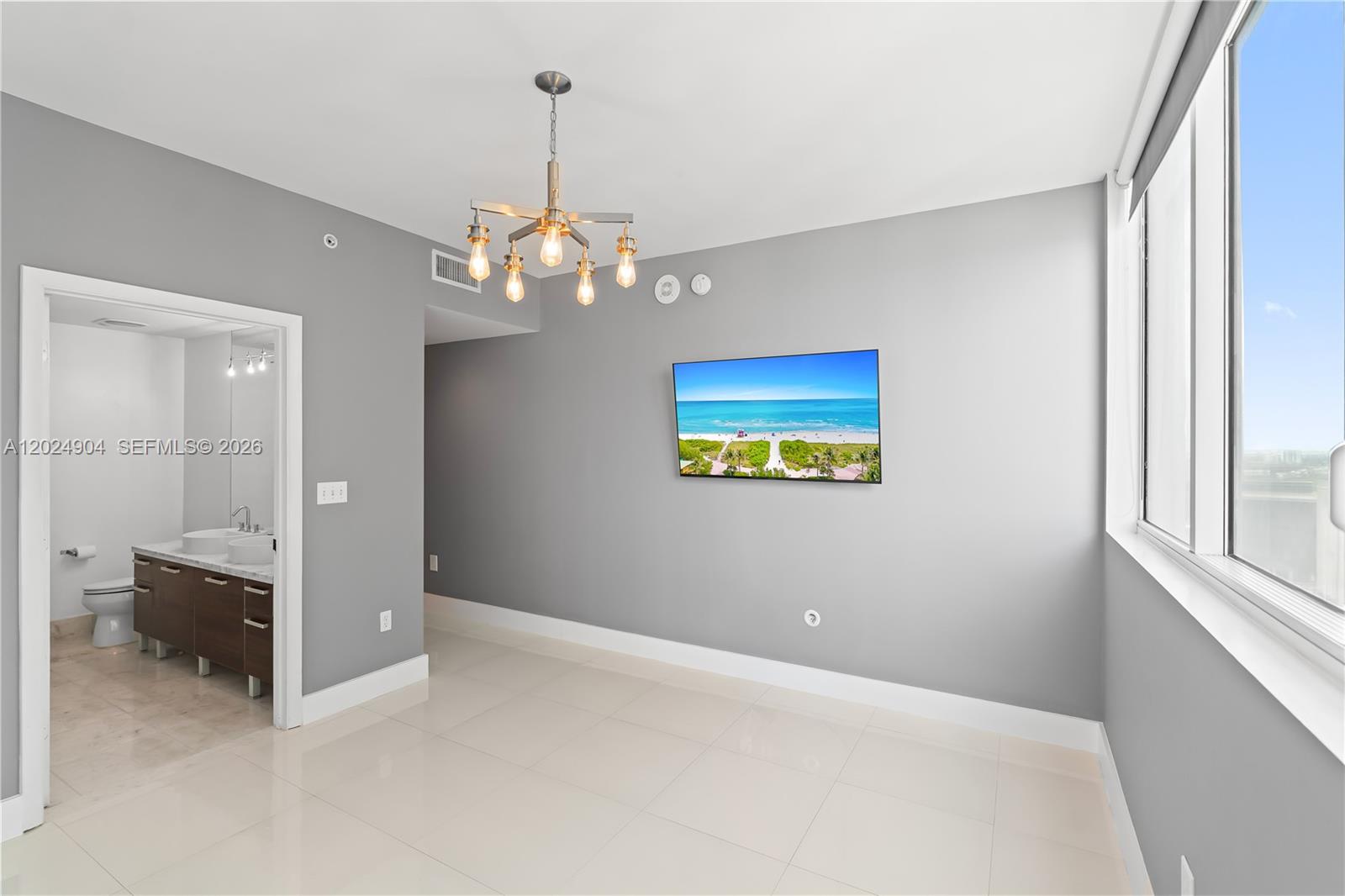 244 Biscayne Blvd #3108, Miami FL 33132