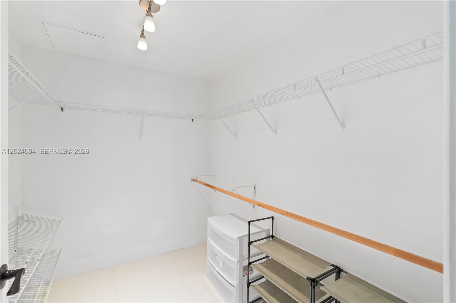 244 Biscayne Blvd #3108, Miami FL 33132