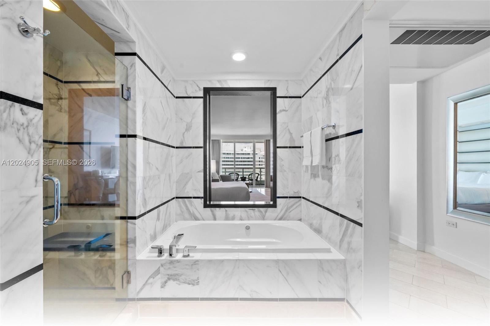 4391 Collins Ave #1001, Miami Beach FL 33140