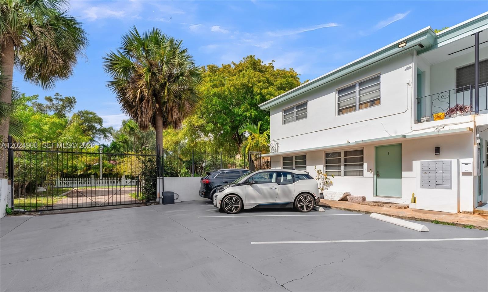 645 NE 77th St #1, Miami FL 33138