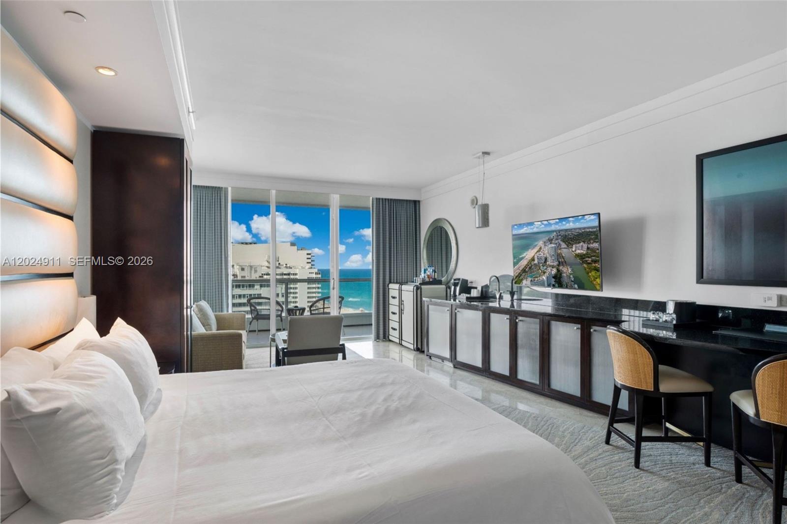 4391 Collins Ave #1002, Miami Beach FL 33140