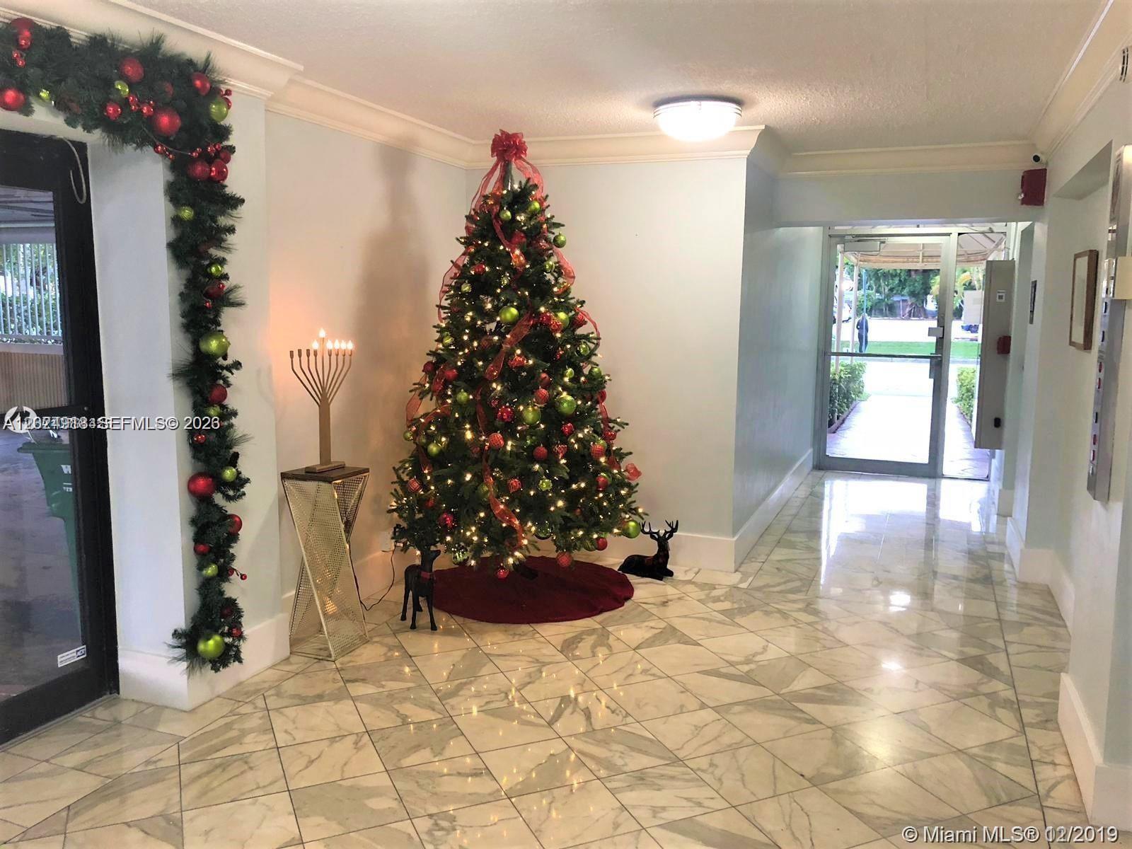 2020 NE 135th St #503, North Miami FL 33181
