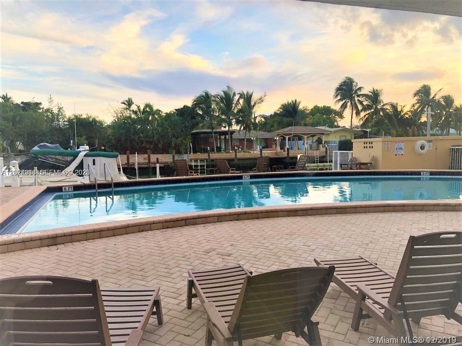 2020 NE 135th St #503, North Miami FL 33181