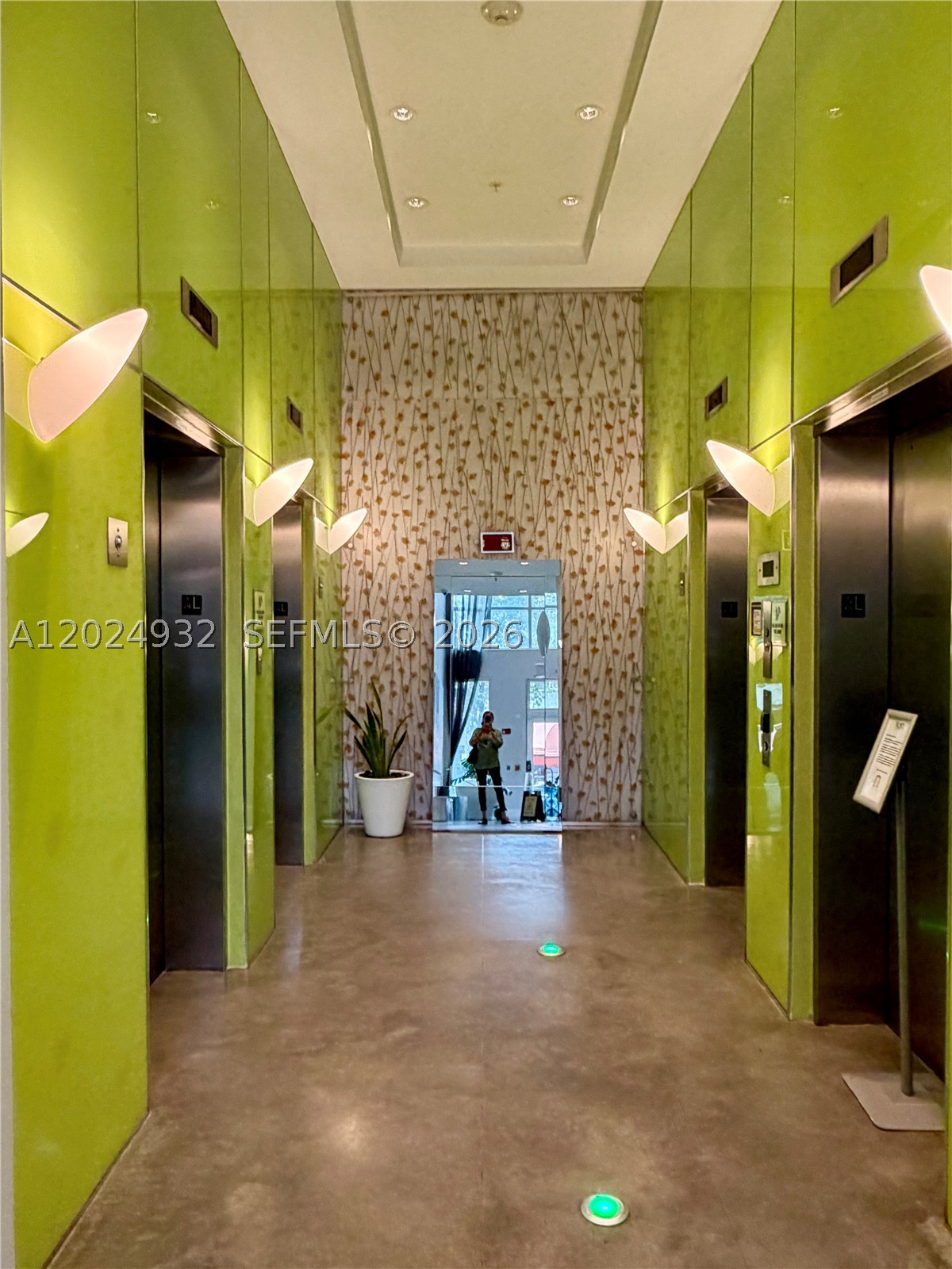 133 NE 2nd Ave #1909, Miami FL 33132