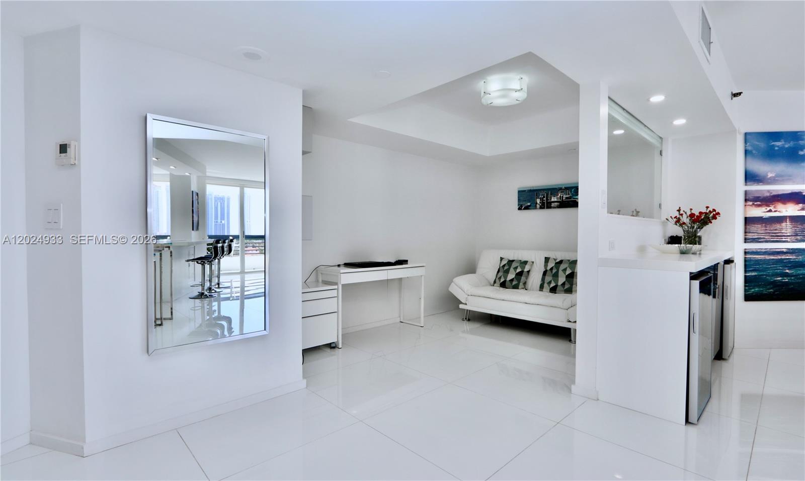 3600 Mystic Pointe Dr #1115, Aventura FL 33180