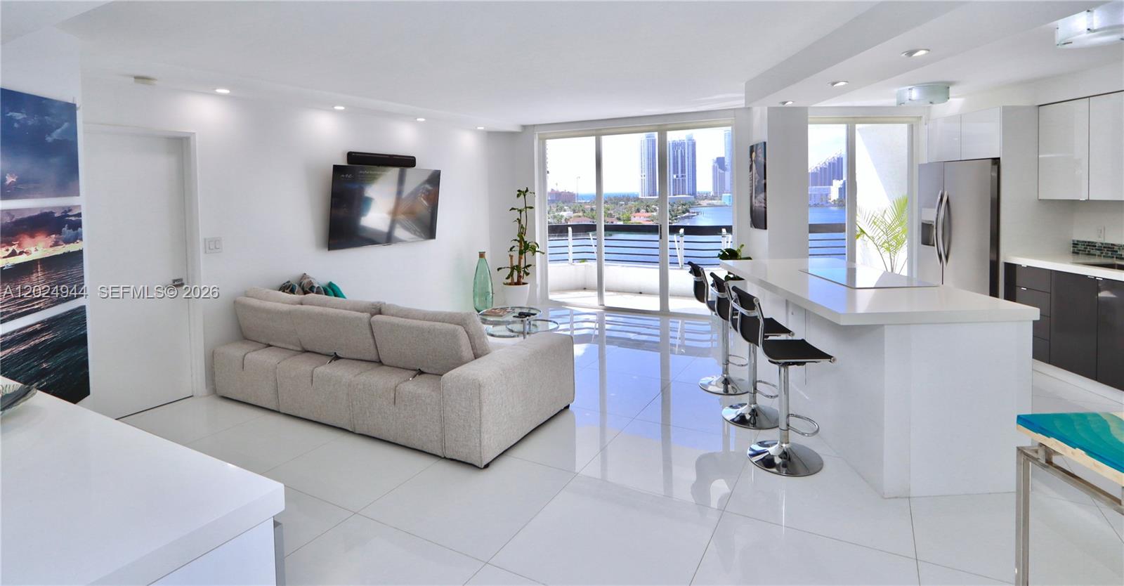 3600 Mystic Pointe Dr #1115, Aventura FL 33180