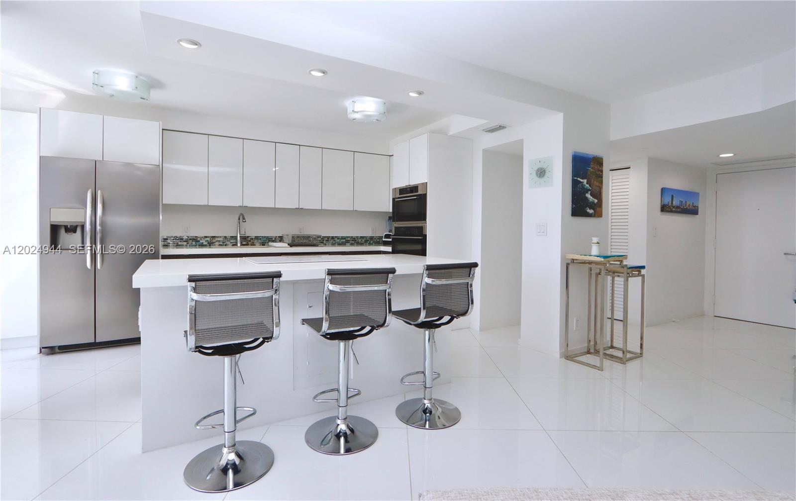 3600 Mystic Pointe Dr #1115, Aventura FL 33180