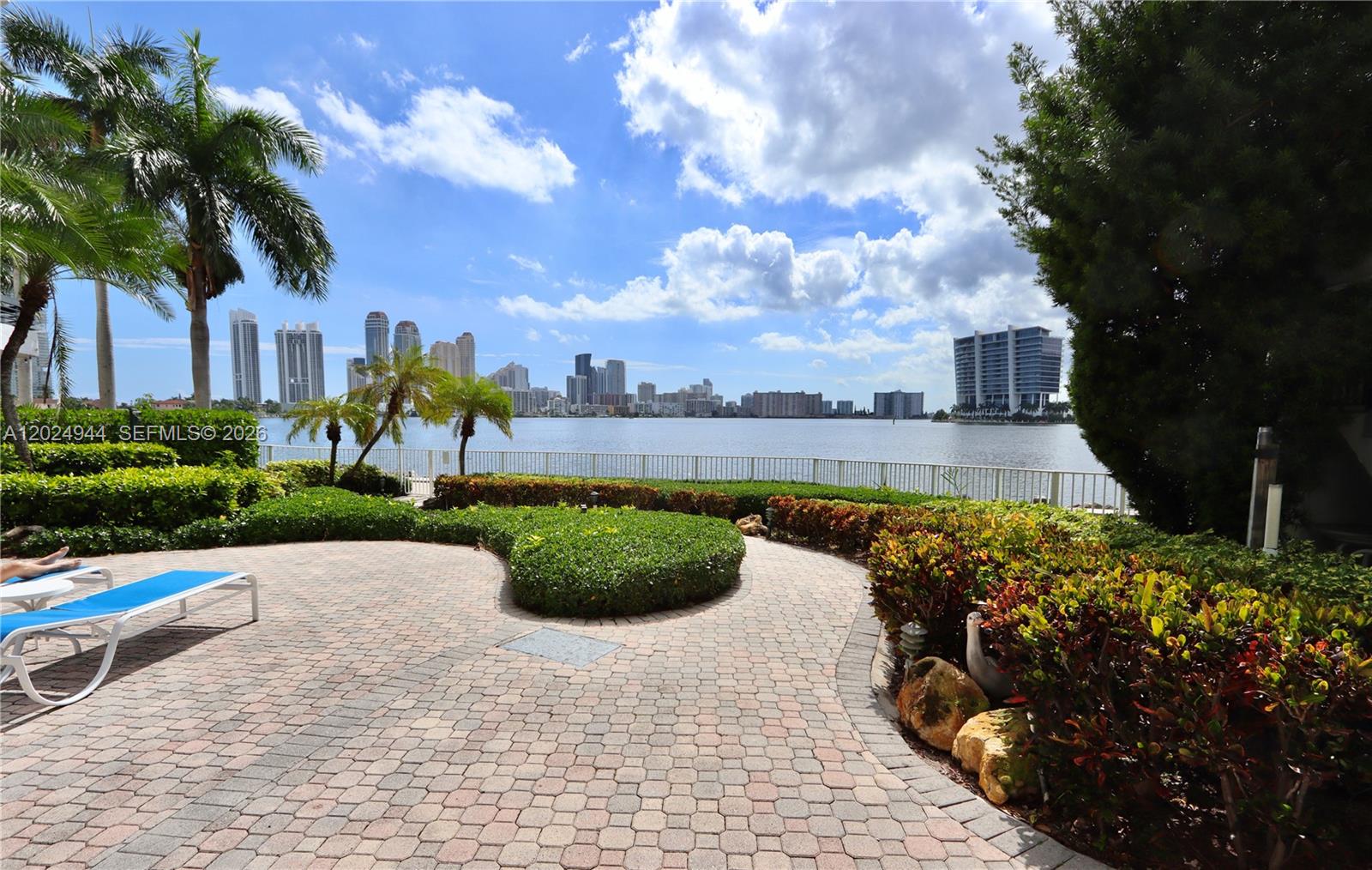 3600 Mystic Pointe Dr #1115, Aventura FL 33180