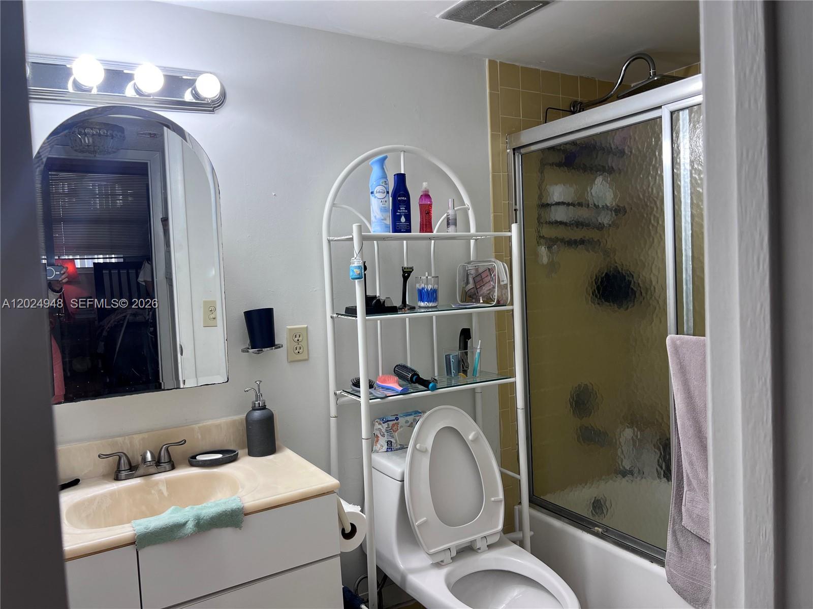 5055 NW 7th St #301, Miami FL 33126