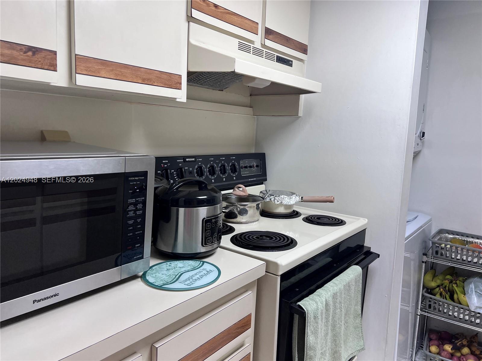 5055 NW 7th St #301, Miami FL 33126