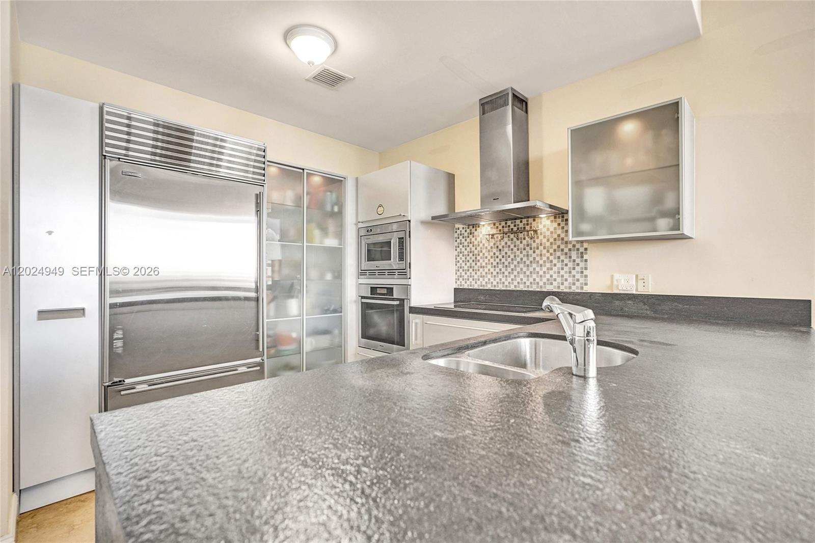 18201 Collins Ave #3707, Sunny Isles Beach FL 33160